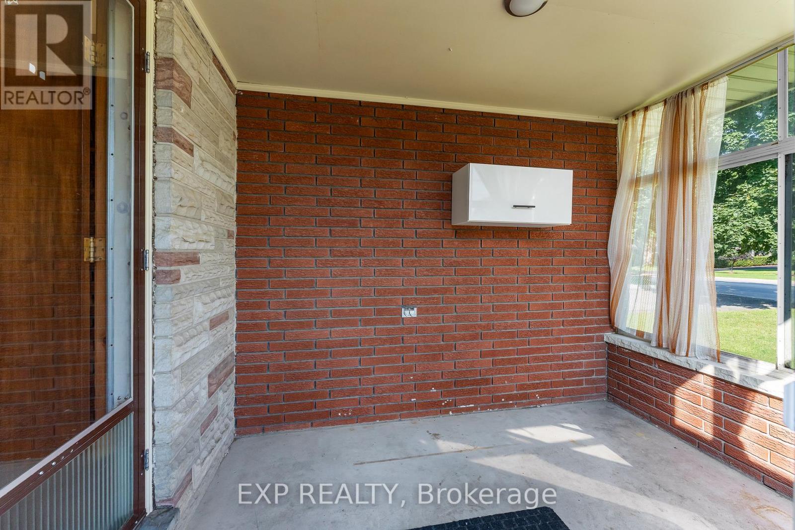 186a Lakeshore Road, St. Catharines, Ontario  L2N 2V3 - Photo 6 - X13705976