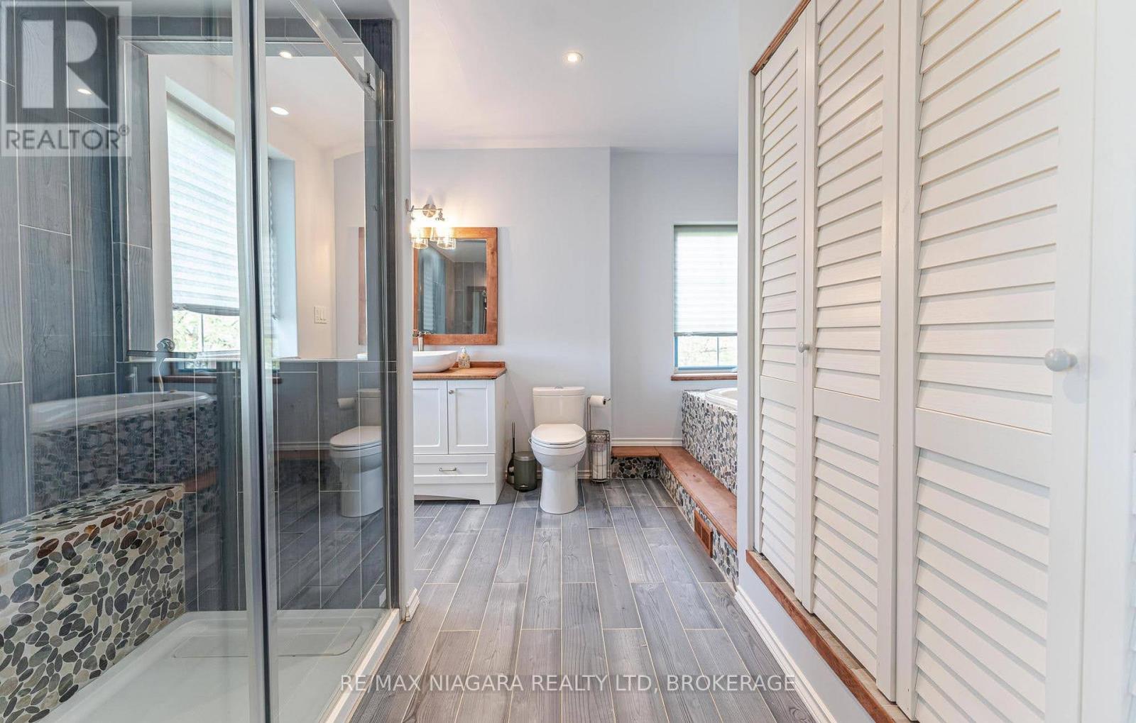 13693 Niagara River Parkway, Niagara Falls, Ontario  L2E 6S6 - Photo 14 - X13706082