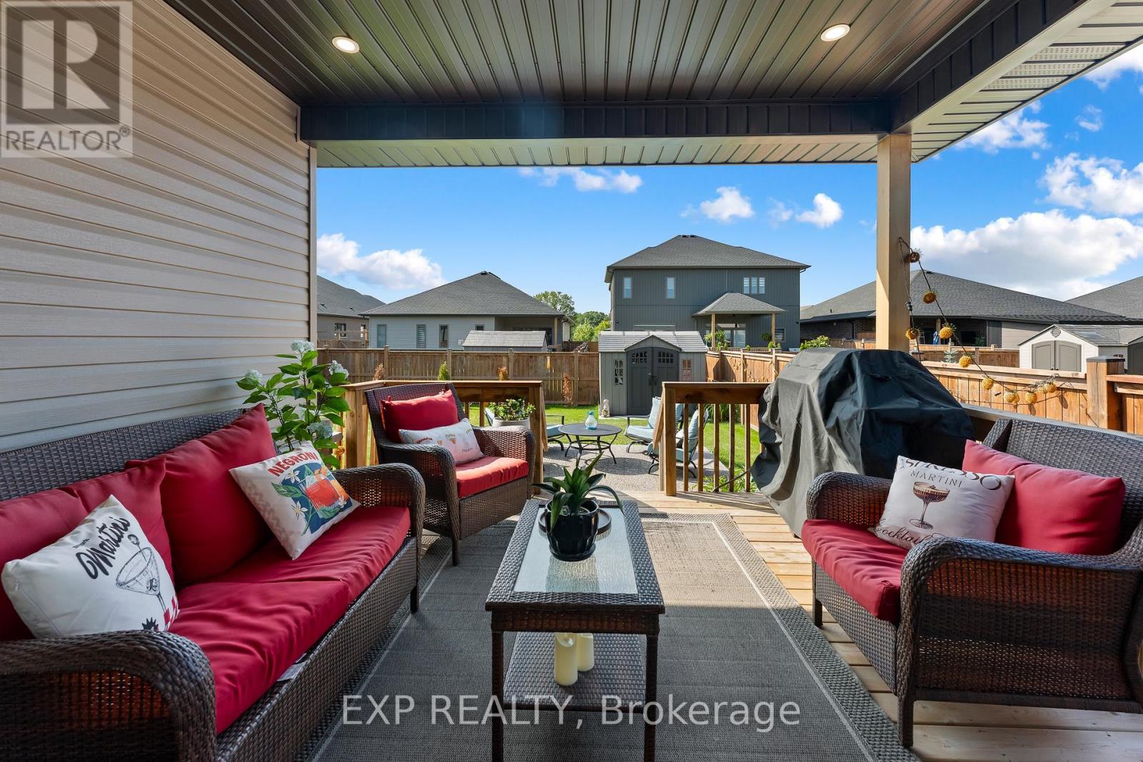 747 Gaiser Road, Welland, Ontario  L3C 0E4 - Photo 2 - X13706302