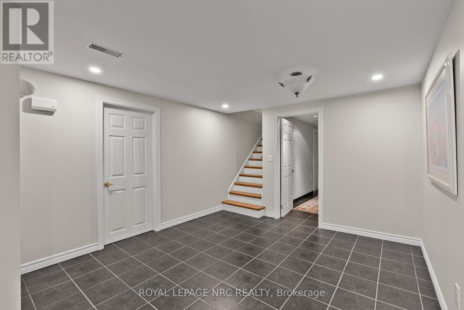 16 Dumfries Street, Niagara-On-The-Lake, Ontario  L0S 1L0 - Photo 24 - X13706304