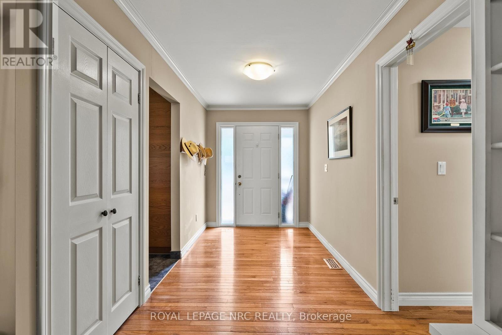 16 Dumfries Street, Niagara-On-The-Lake, Ontario  L0S 1L0 - Photo 5 - X13706304