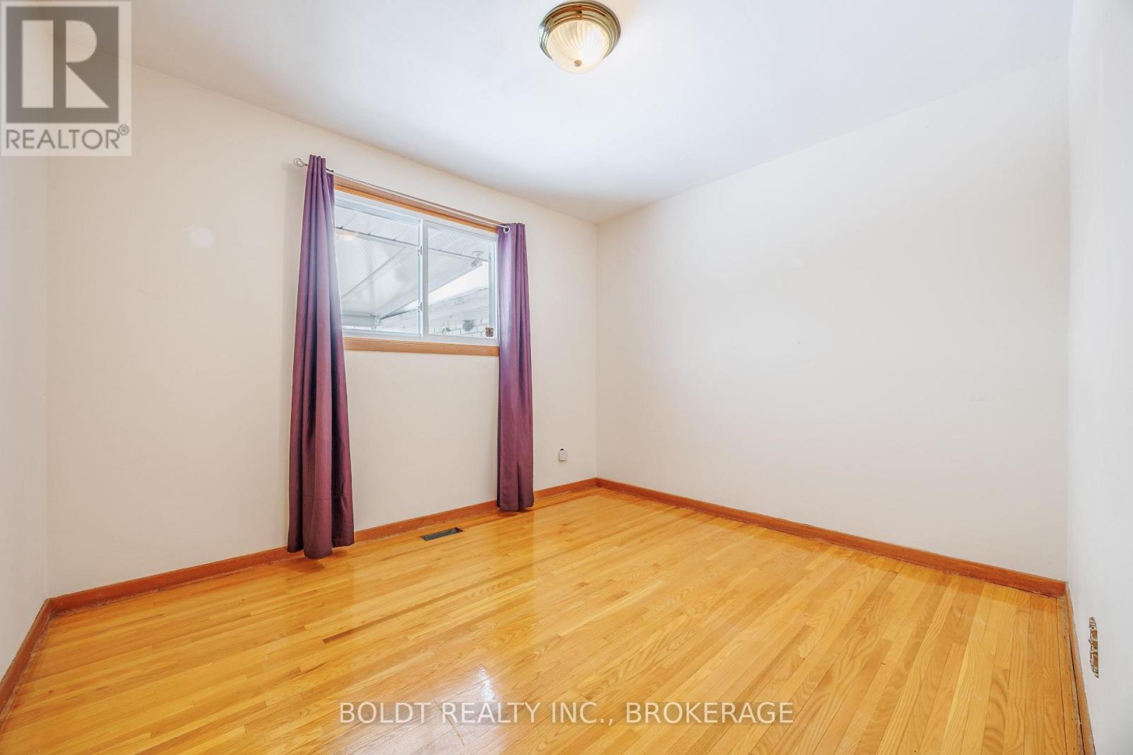 15 Nottingham Court, St. Catharines, Ontario  L2M 1L6 - Photo 10 - X13706380