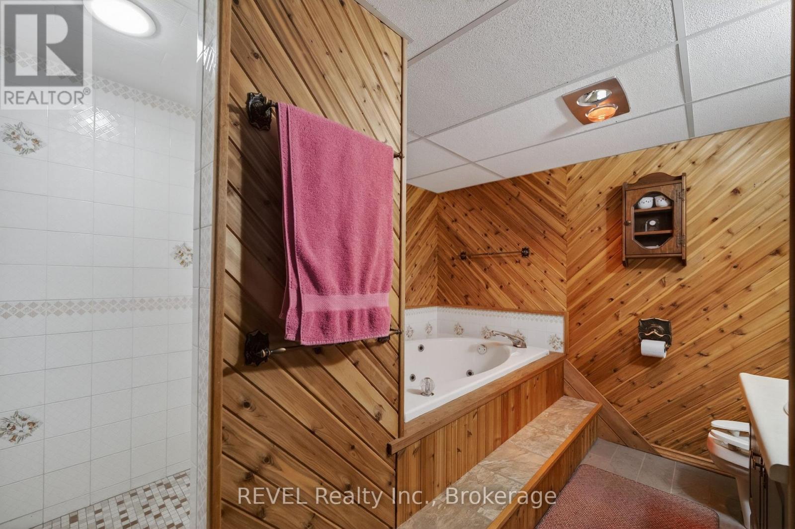 2010 Hansler Street, Pelham, Ontario  L0S 1M0 - Photo 28 - X13706510