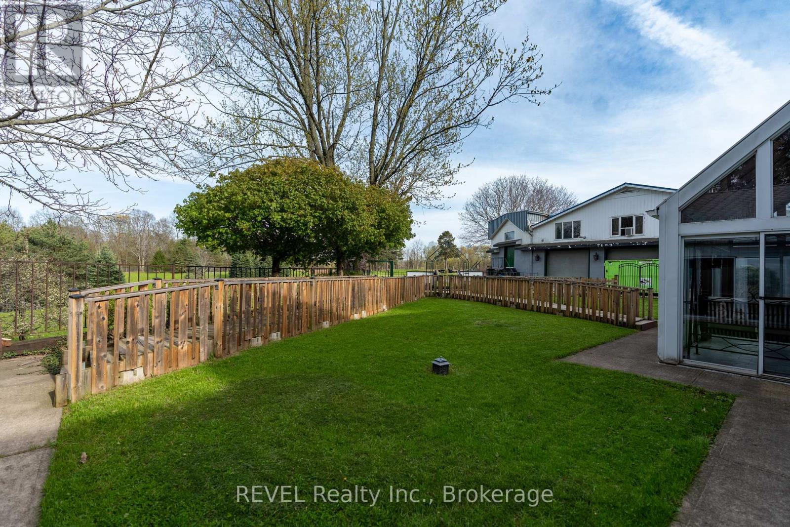 2010 Hansler Street, Pelham, Ontario  L0S 1M0 - Photo 36 - X13706510