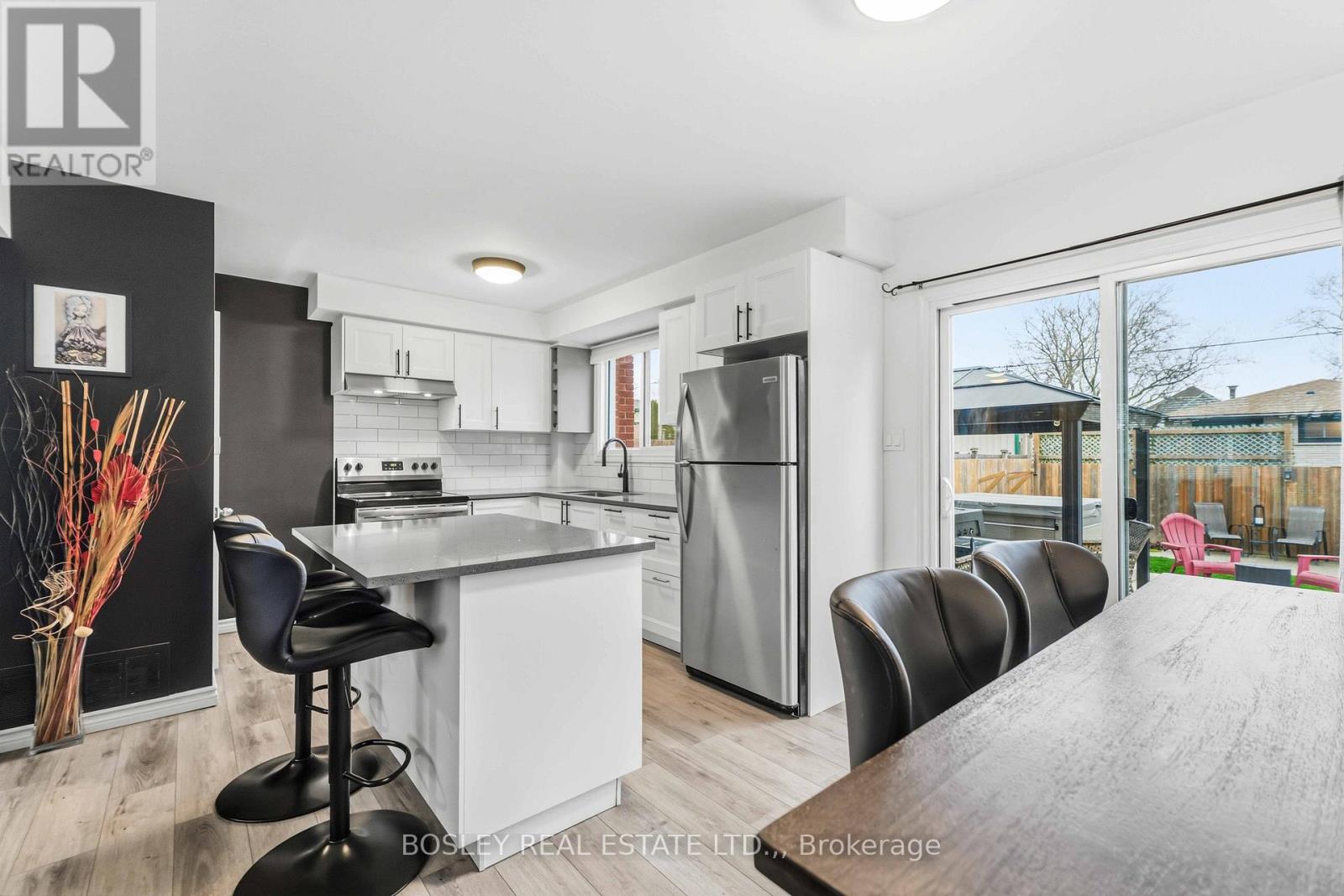 75 Wildwood Road, St. Catharines, Ontario  L2M 1E1 - Photo 8 - X13706616