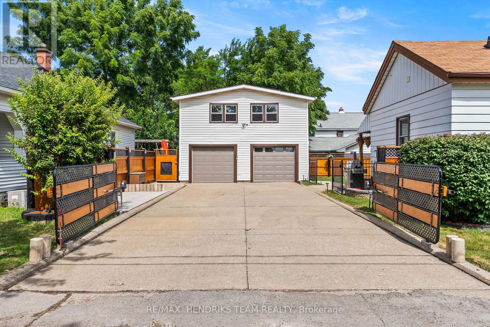 85 Pine Street S, Thorold, Ontario  L2V 3L8 - Photo 3 - X13706622