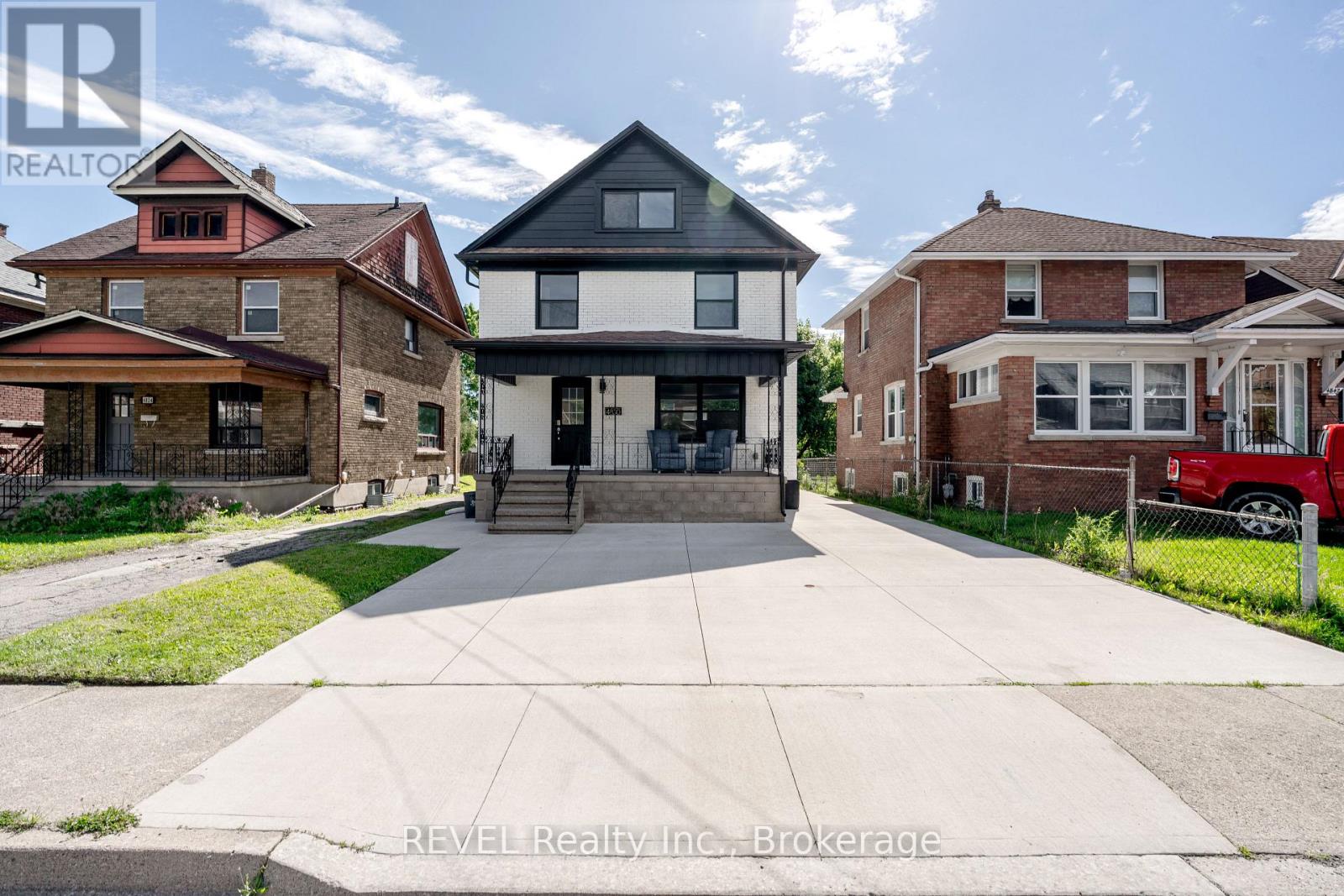 4830 Fourth Avenue, Niagara Falls, Ontario  L2E 4P1 - Photo 2 - X13706768