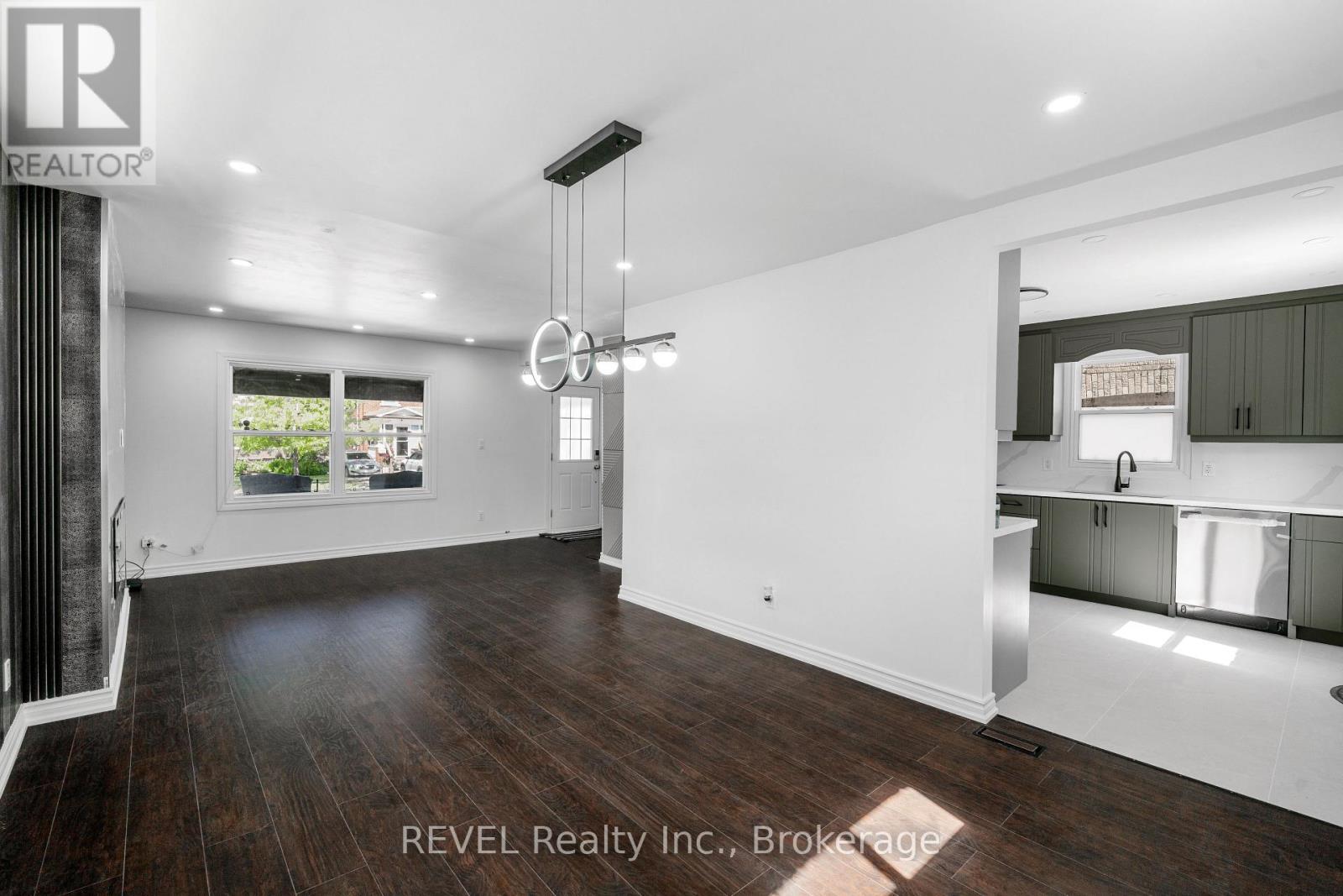 4830 Fourth Avenue, Niagara Falls, Ontario  L2E 4P1 - Photo 5 - X13706768