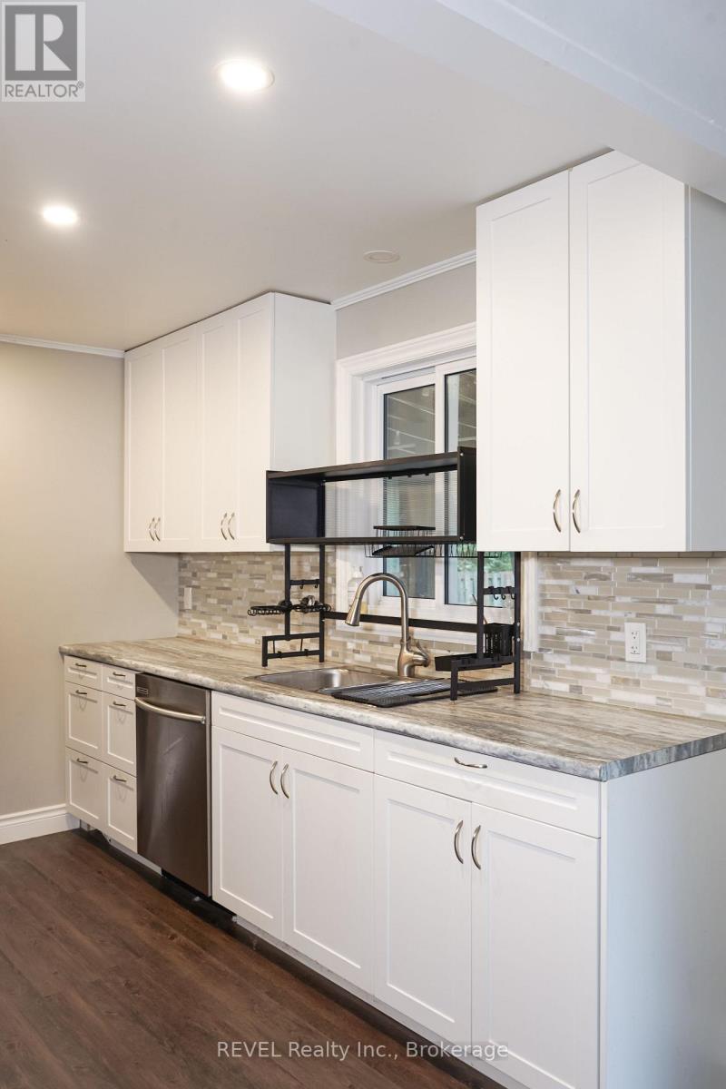Main Floor - 3204 Saint Paul Avenue, Niagara Falls, Ontario  L2J 2M1 - Photo 12 - X13707162
