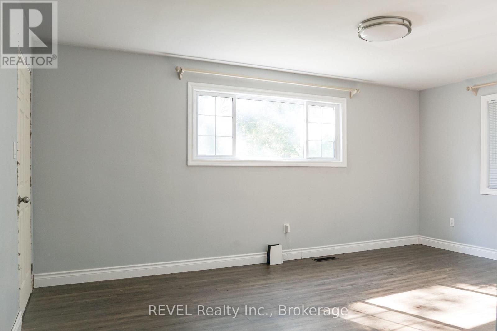 Main Floor - 3204 Saint Paul Avenue, Niagara Falls, Ontario  L2J 2M1 - Photo 17 - X13707162