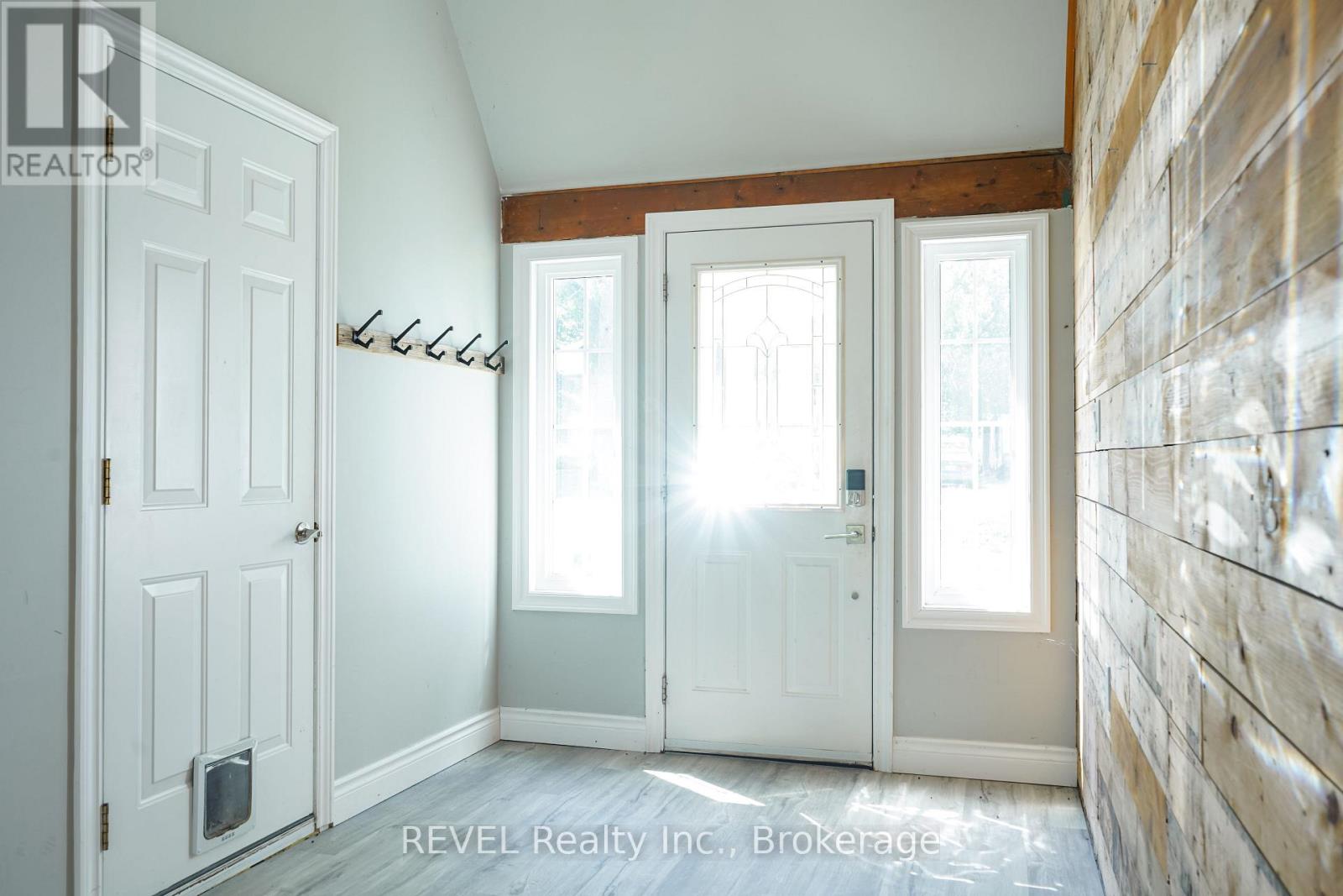 Main Floor - 3204 Saint Paul Avenue, Niagara Falls, Ontario  L2J 2M1 - Photo 3 - X13707162