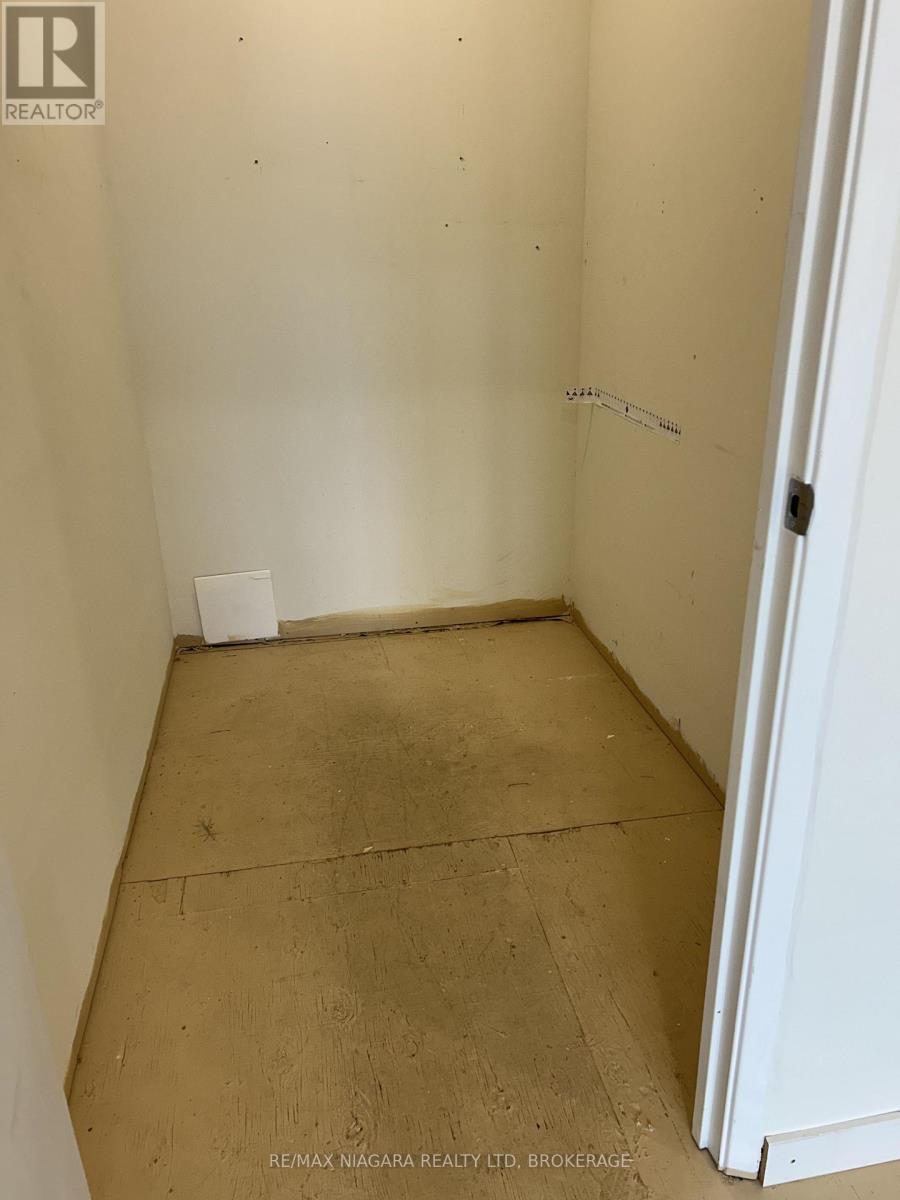 1 - 335 Wellington Street, Port Colborne, Ontario  L3K 2K4 - Photo 5 - X13707562