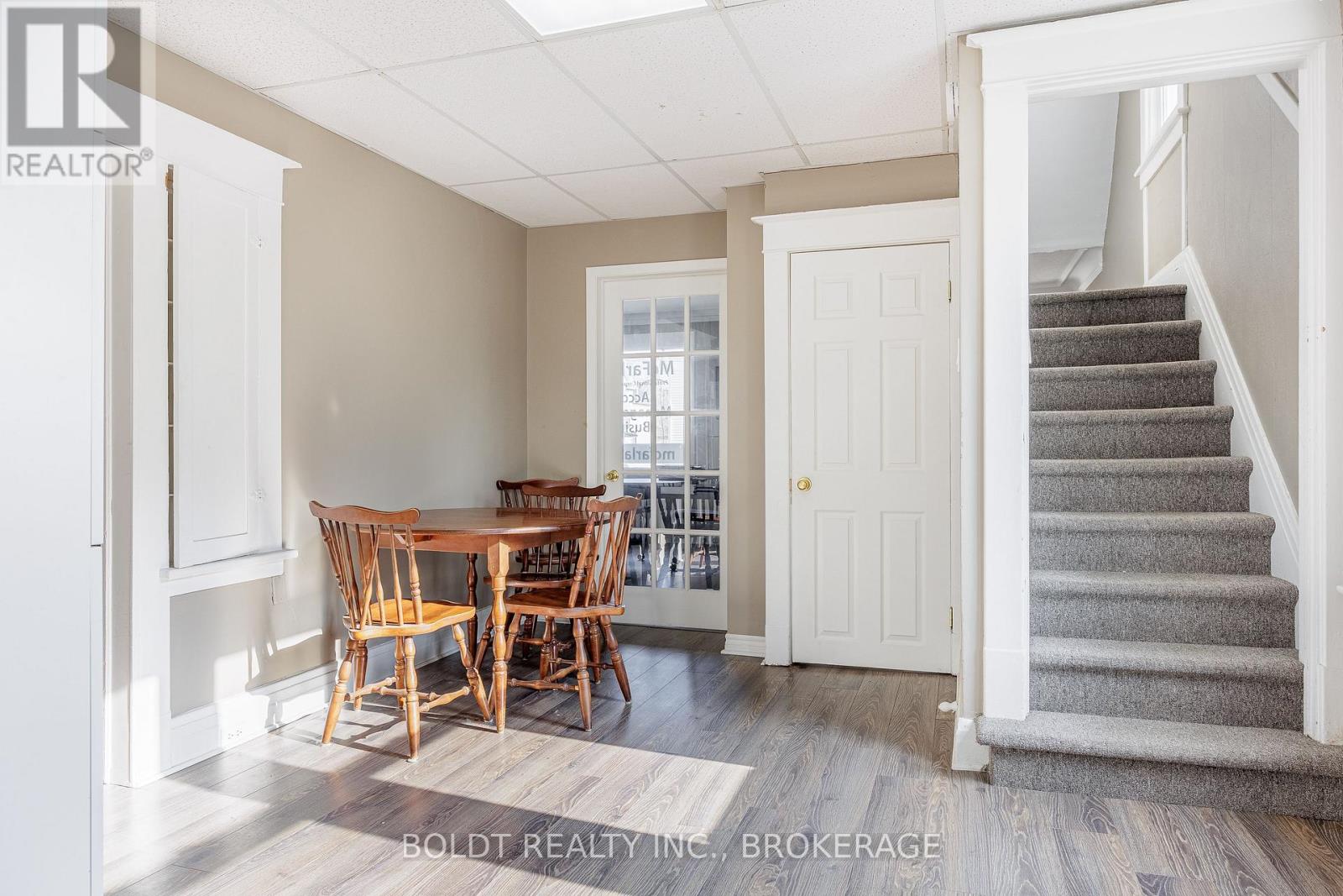 2d - 215 Ontario Street, St. Catharines, Ontario  L2R 5L2 - Photo 7 - X13708120