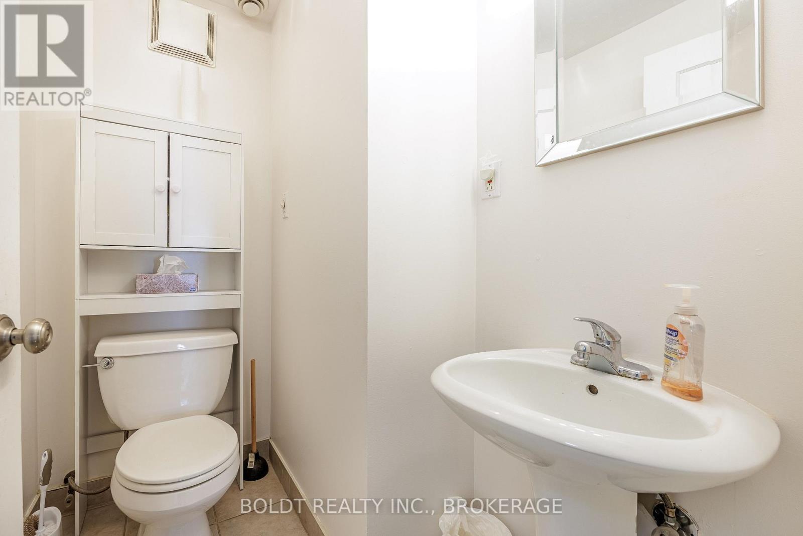 2d - 215 Ontario Street, St. Catharines, Ontario  L2R 5L2 - Photo 9 - X13708120