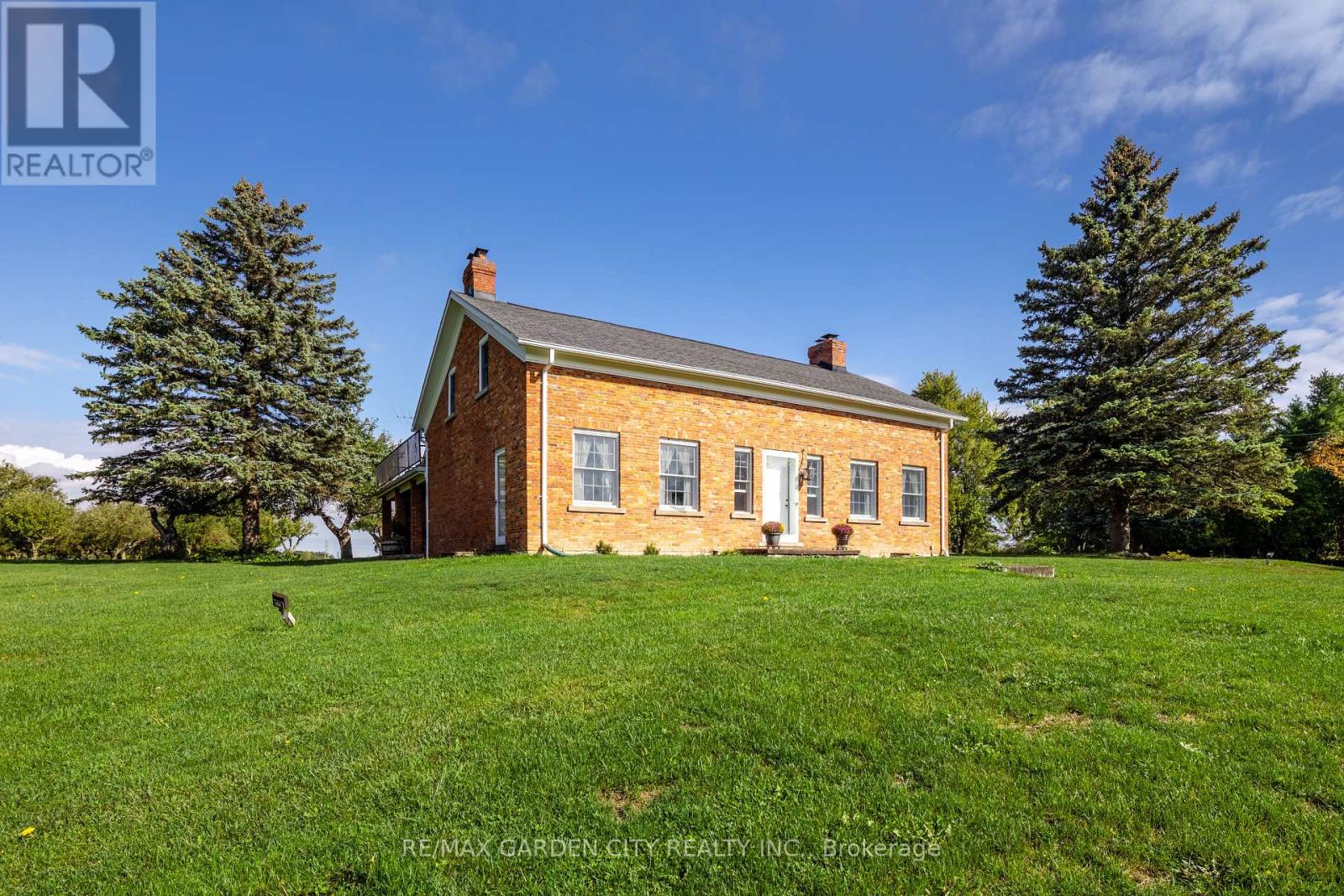 2432 Seburn Road, Thorold, Ontario  L0S 1E6 - Photo 2 - X13708132