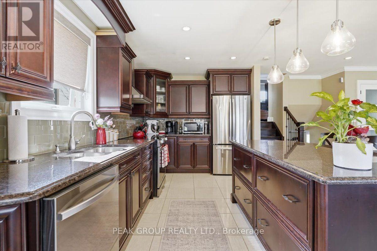 7402 Westfield Drive, Niagara Falls, Ontario  L2J 3V8 - Photo 13 - X13708156