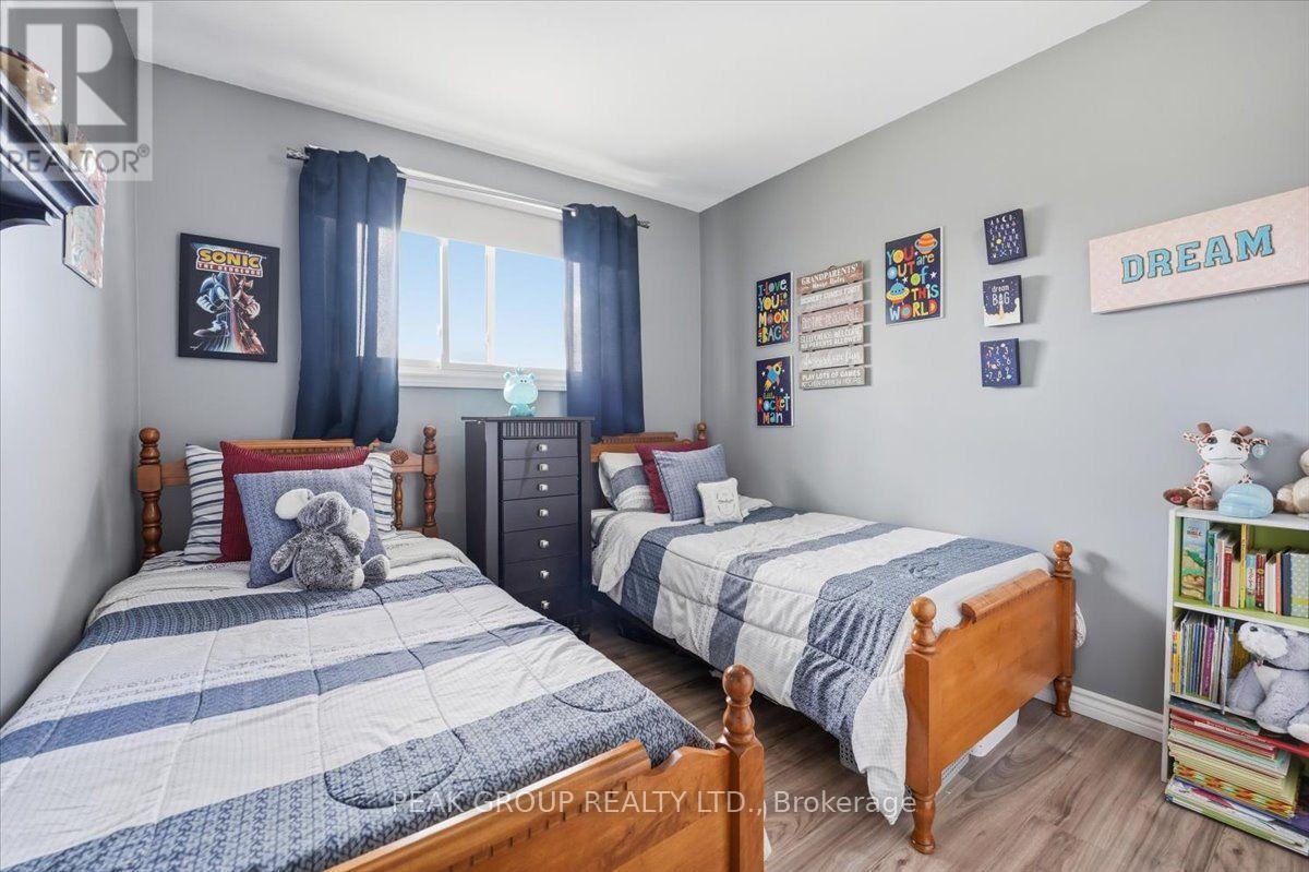 7402 Westfield Drive, Niagara Falls, Ontario  L2J 3V8 - Photo 18 - X13708156