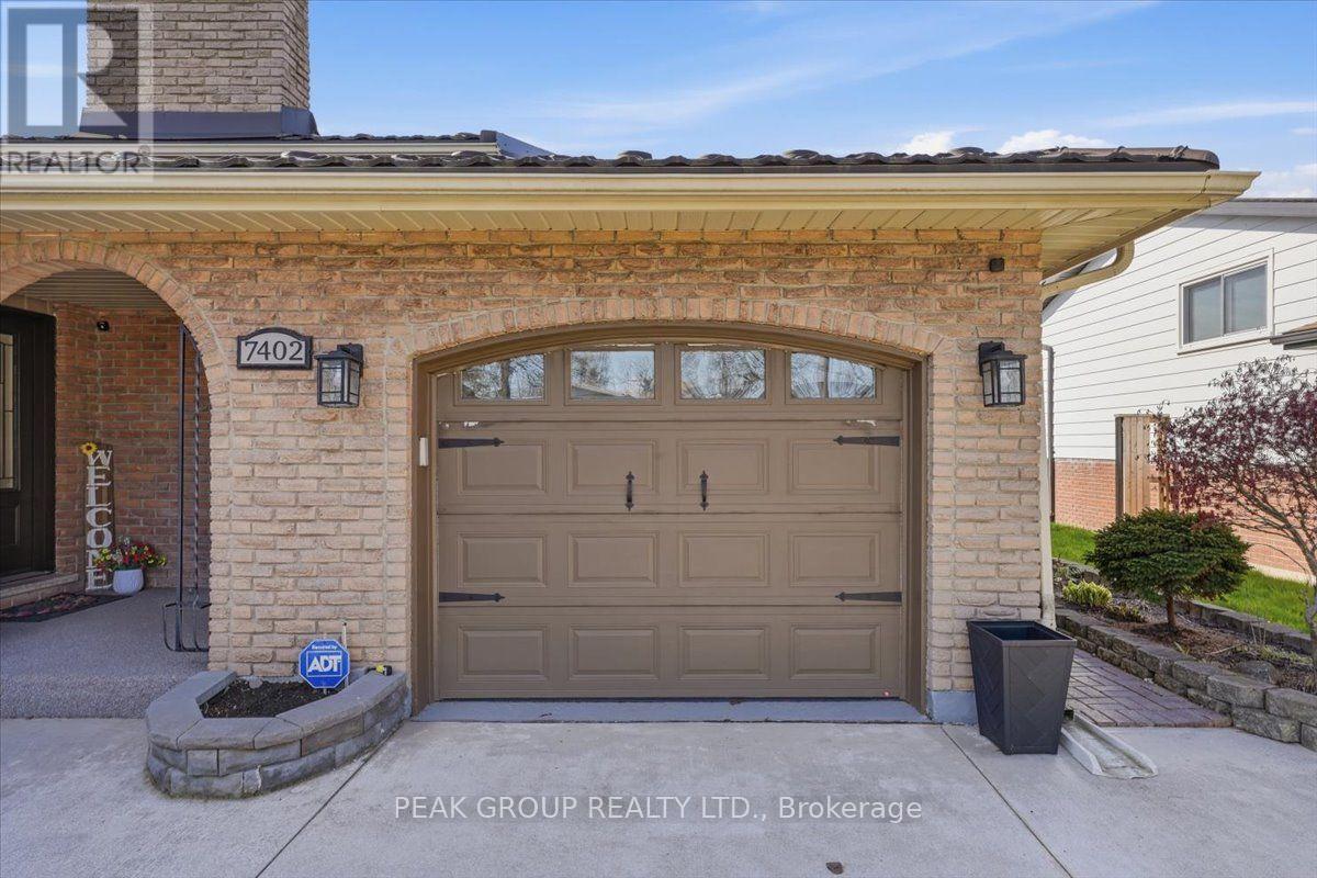 7402 Westfield Drive, Niagara Falls, Ontario  L2J 3V8 - Photo 4 - X13708156