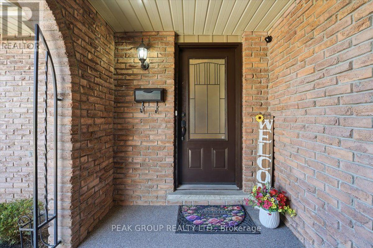 7402 Westfield Drive, Niagara Falls, Ontario  L2J 3V8 - Photo 6 - X13708156