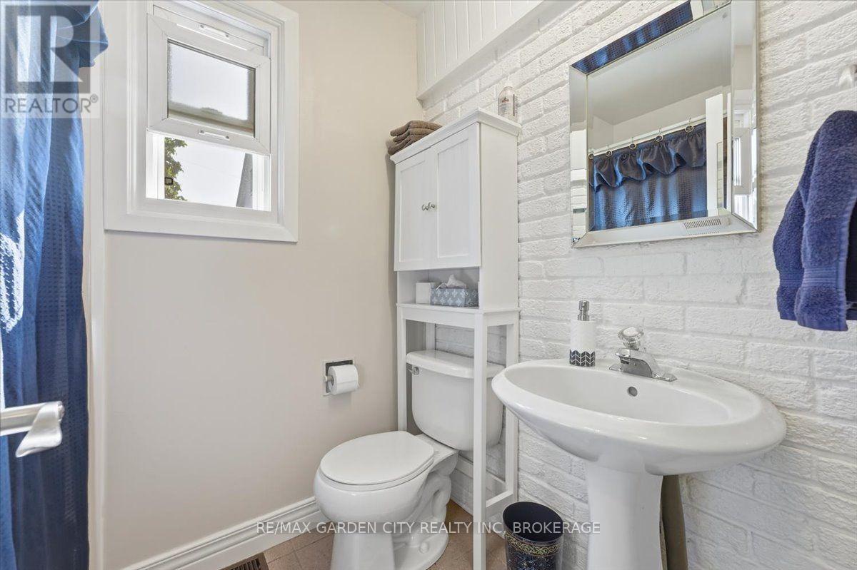 38 Fitch Street, Welland, Ontario  L3C 4V2 - Photo 17 - X13709126