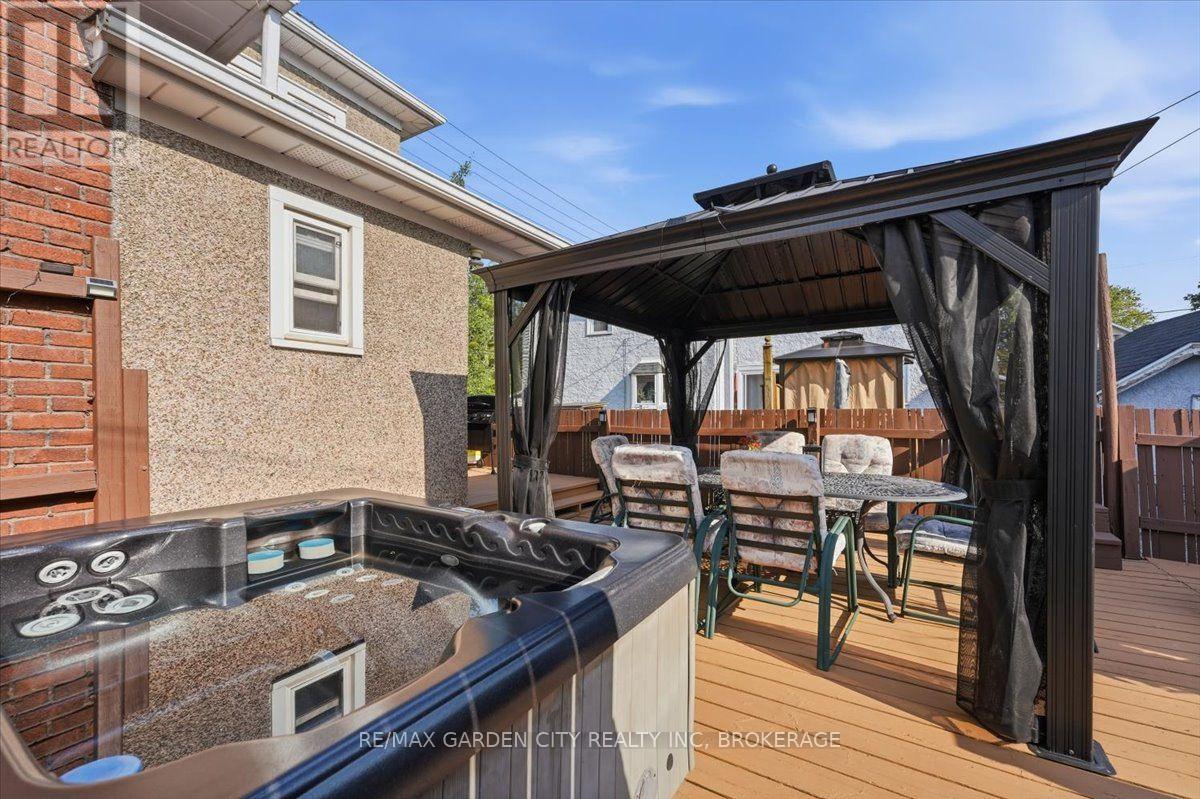 38 Fitch Street, Welland, Ontario  L3C 4V2 - Photo 35 - X13709126