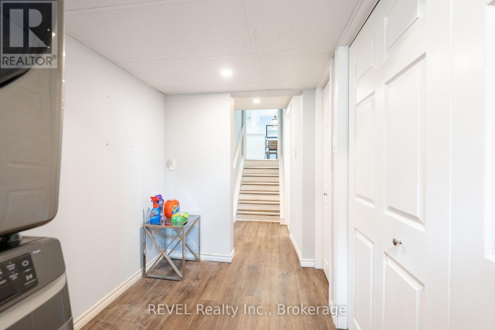 4480 Queensway Gardens, Niagara Falls, Ontario  L2E 6P7 - Photo 19 - X13709710