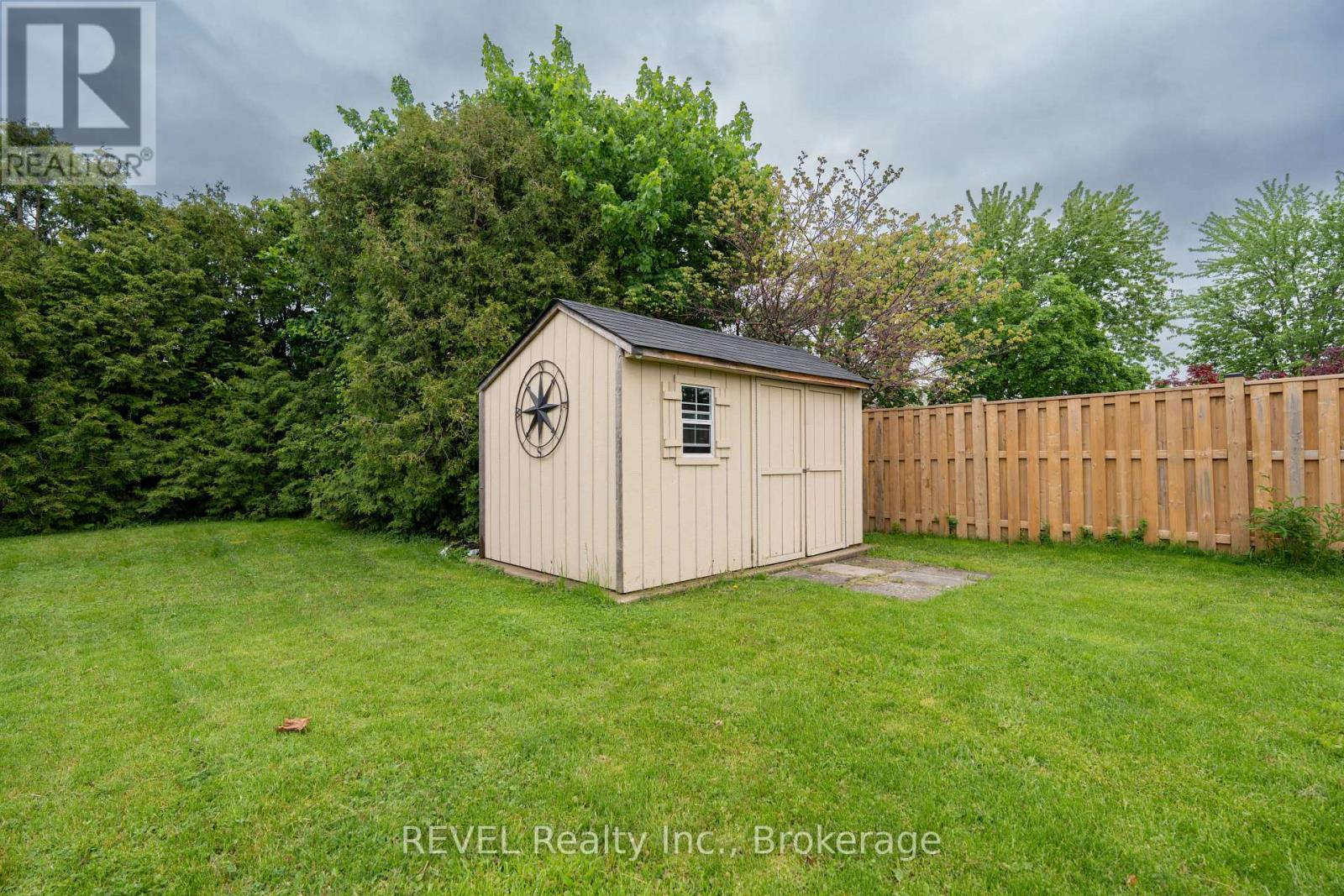 4480 Queensway Gardens, Niagara Falls, Ontario  L2E 6P7 - Photo 30 - X13709710