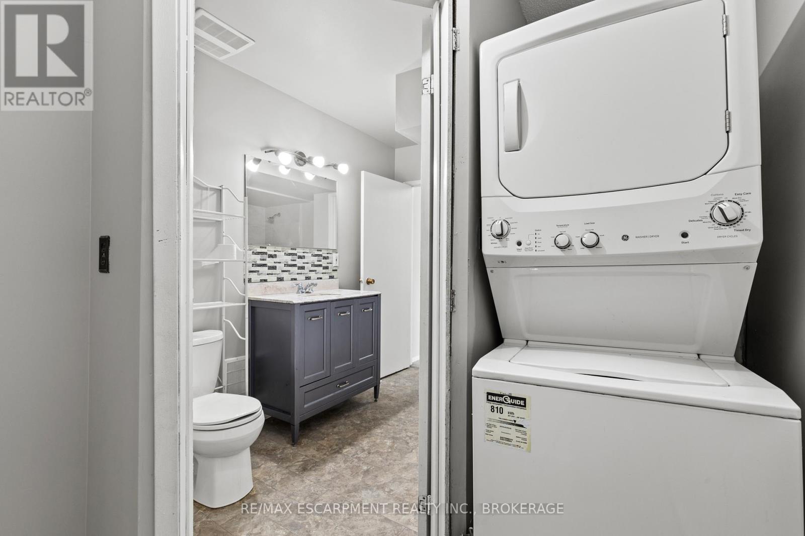 Upper - 15 Mccormick Street, Welland, Ontario  L3C 4L8 - Photo 16 - X13710254