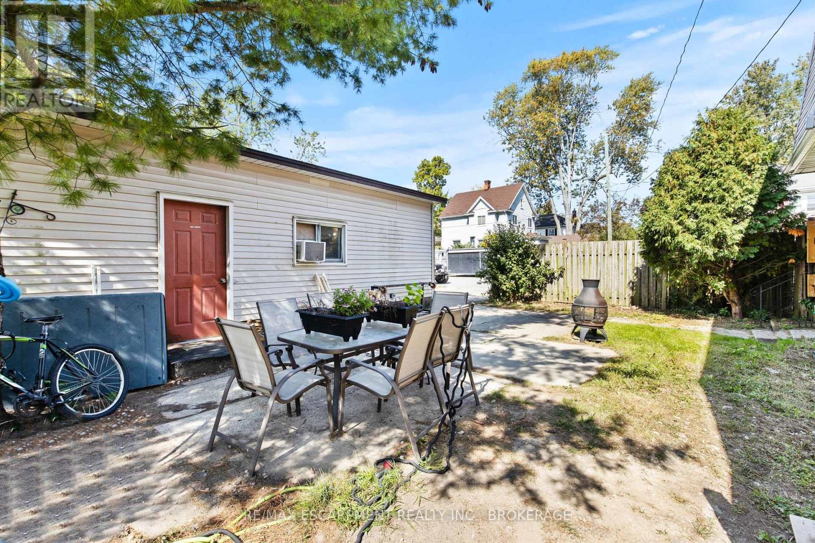 Upper - 15 Mccormick Street, Welland, Ontario  L3C 4L8 - Photo 18 - X13710254