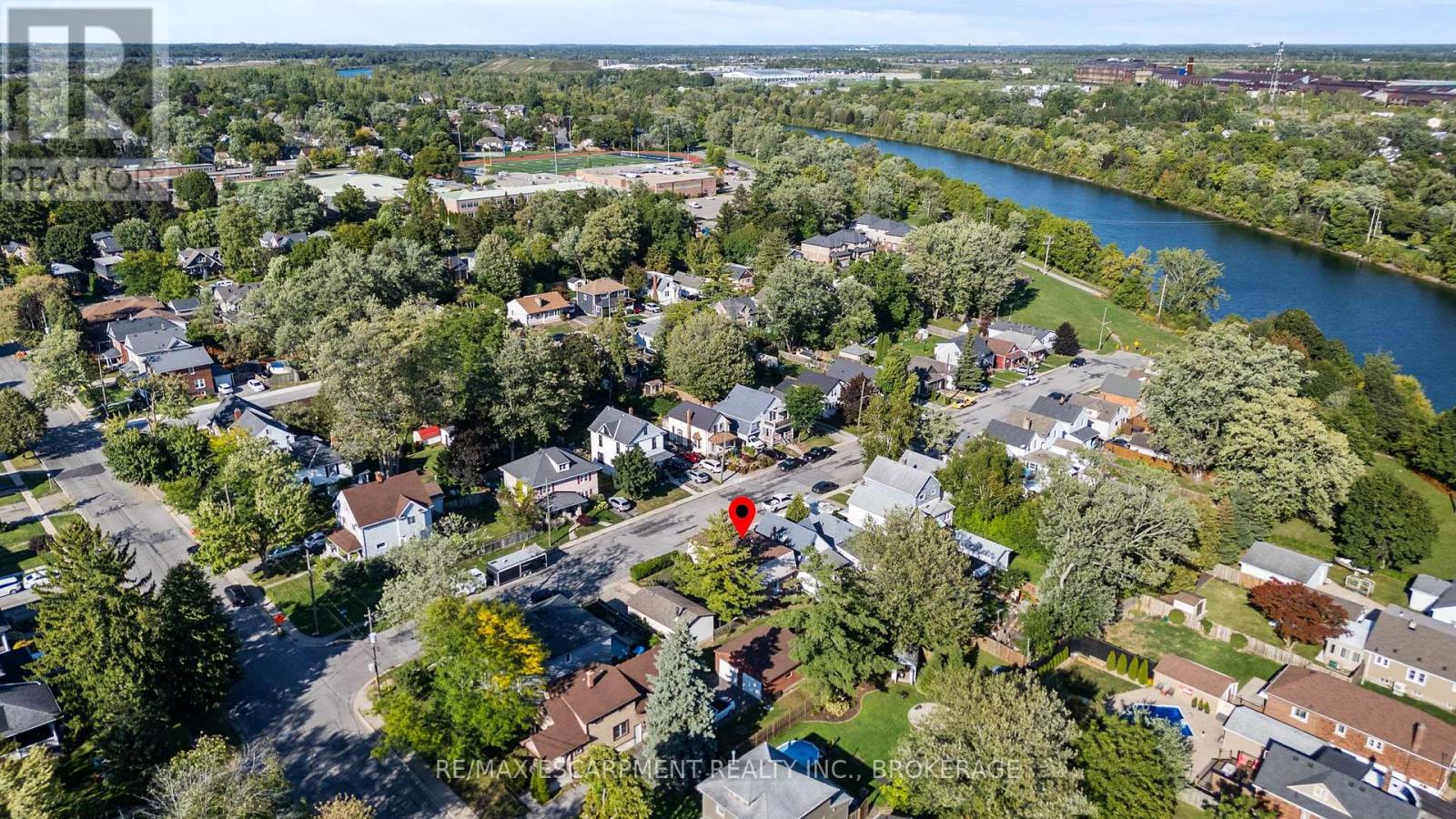 Upper - 15 Mccormick Street, Welland, Ontario  L3C 4L8 - Photo 20 - X13710254