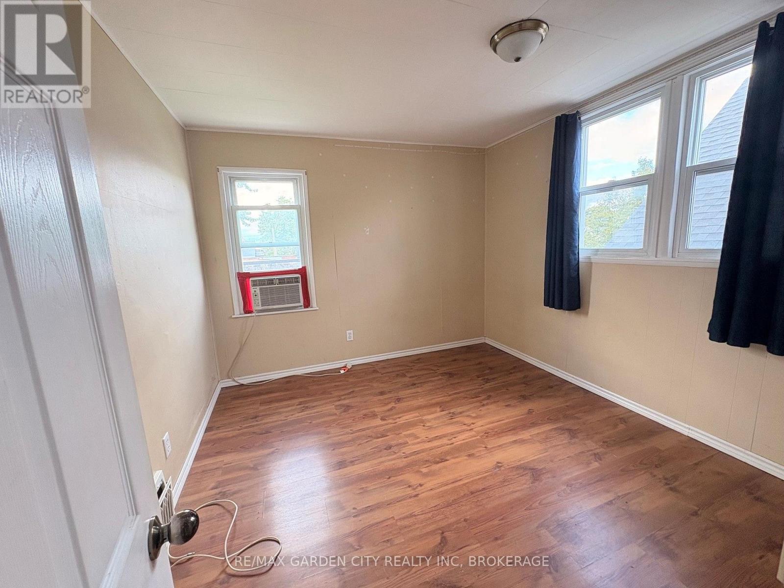 50 Cozy Street, Welland, Ontario  L3B 4H1 - Photo 14 - X13710440