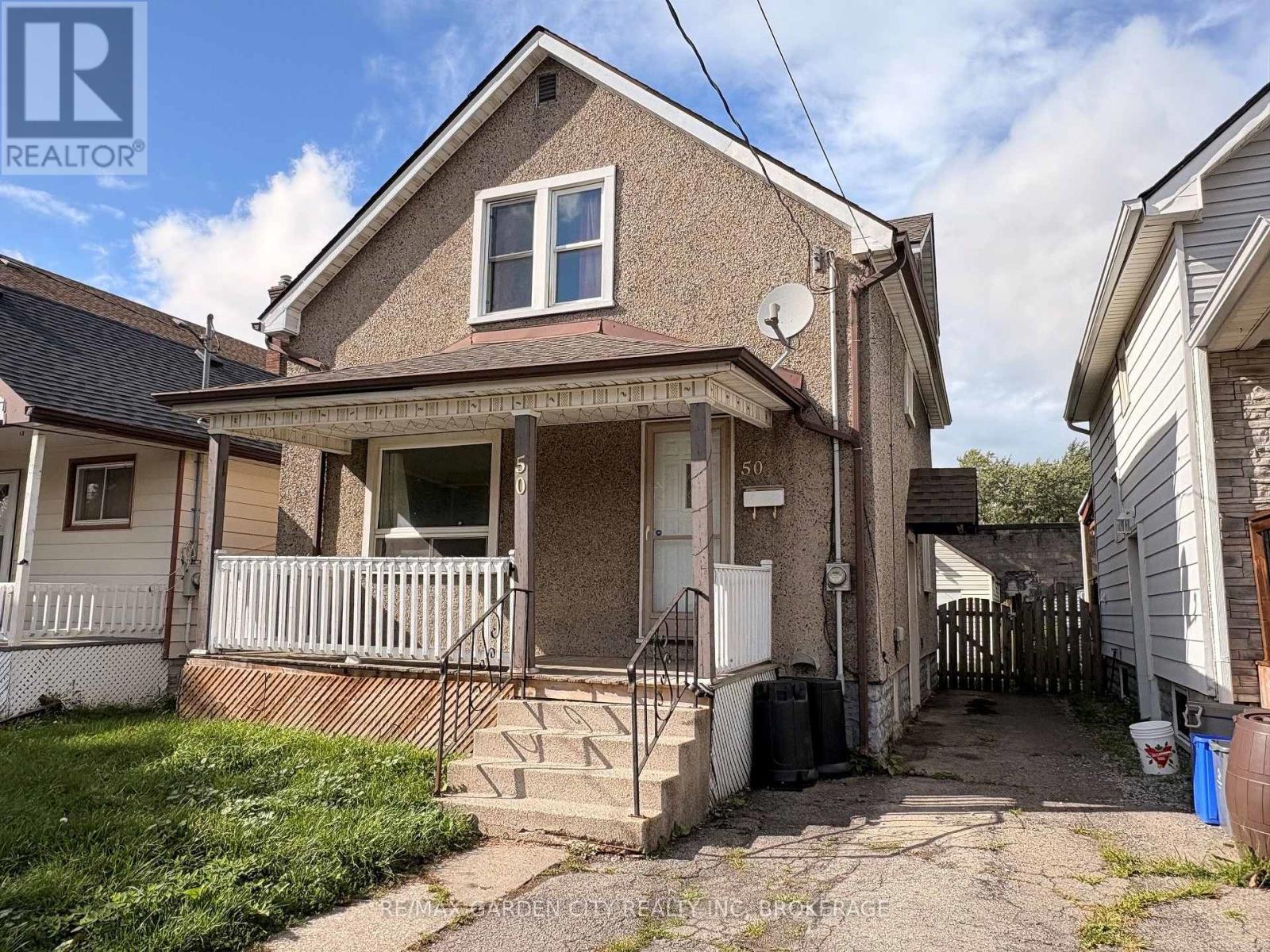 50 Cozy Street, Welland, Ontario  L3B 4H1 - Photo 2 - X13710440