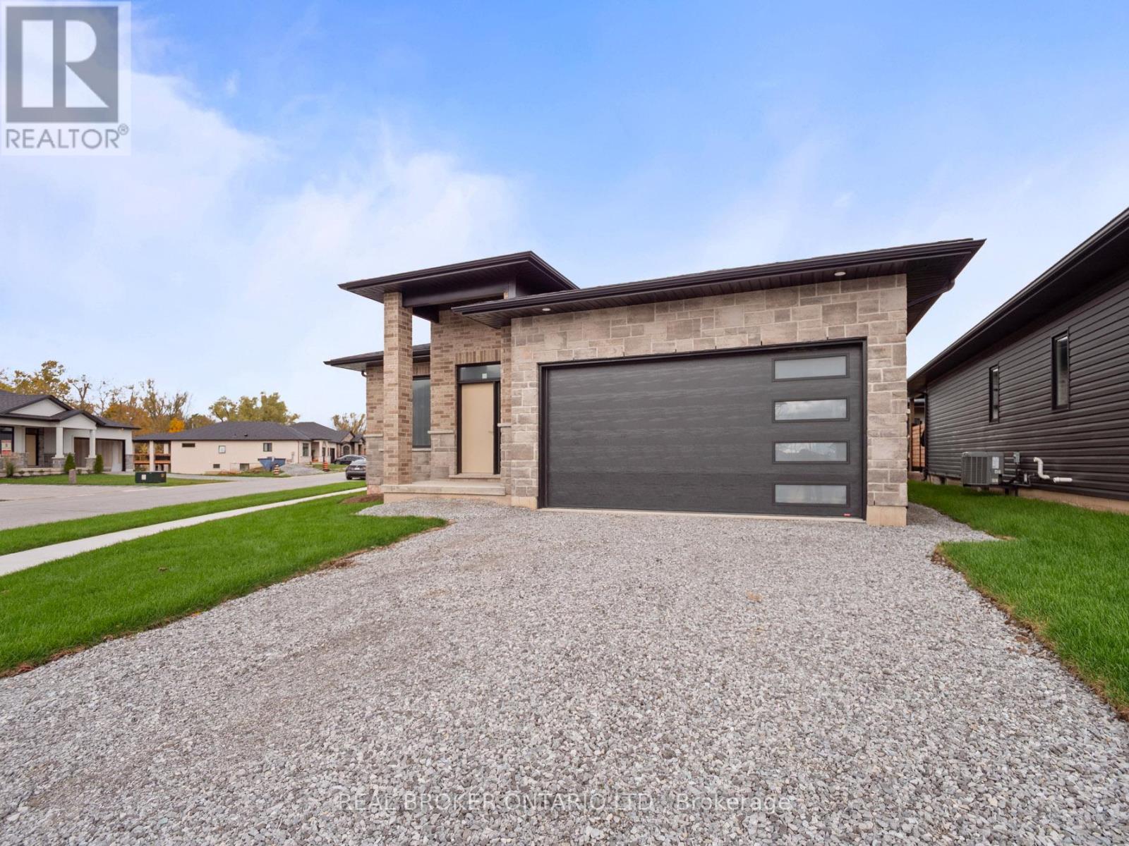 118 Willowbrook Drive, Welland, Ontario  L3C 0G2 - Photo 31 - X13710480