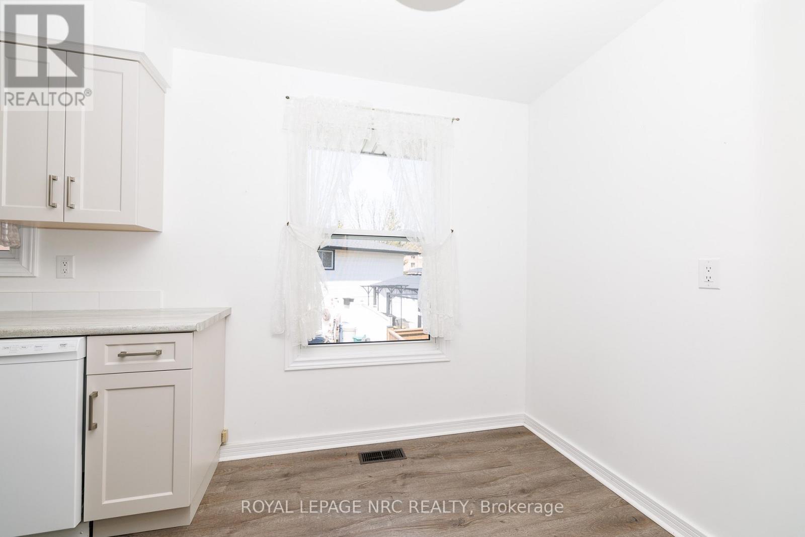 8 Kerwin Gate, St. Catharines, Ontario  L2N 4J8 - Photo 13 - X13710648