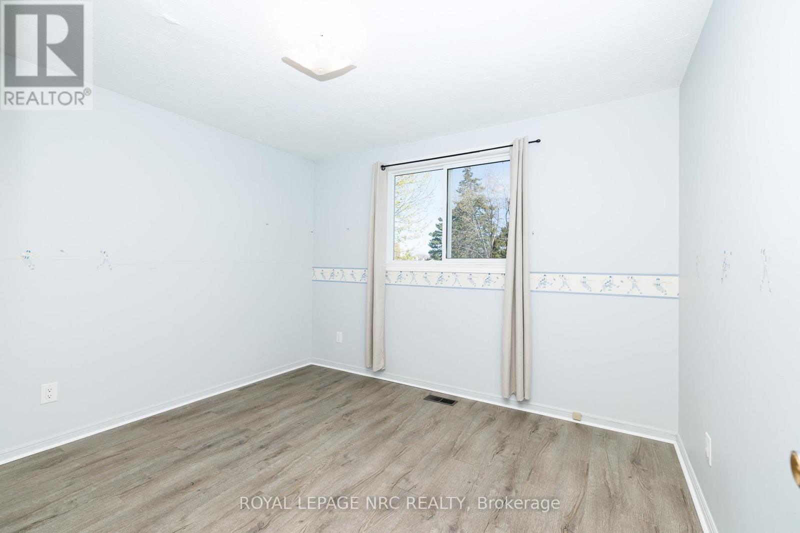 8 Kerwin Gate, St. Catharines, Ontario  L2N 4J8 - Photo 8 - X13710648