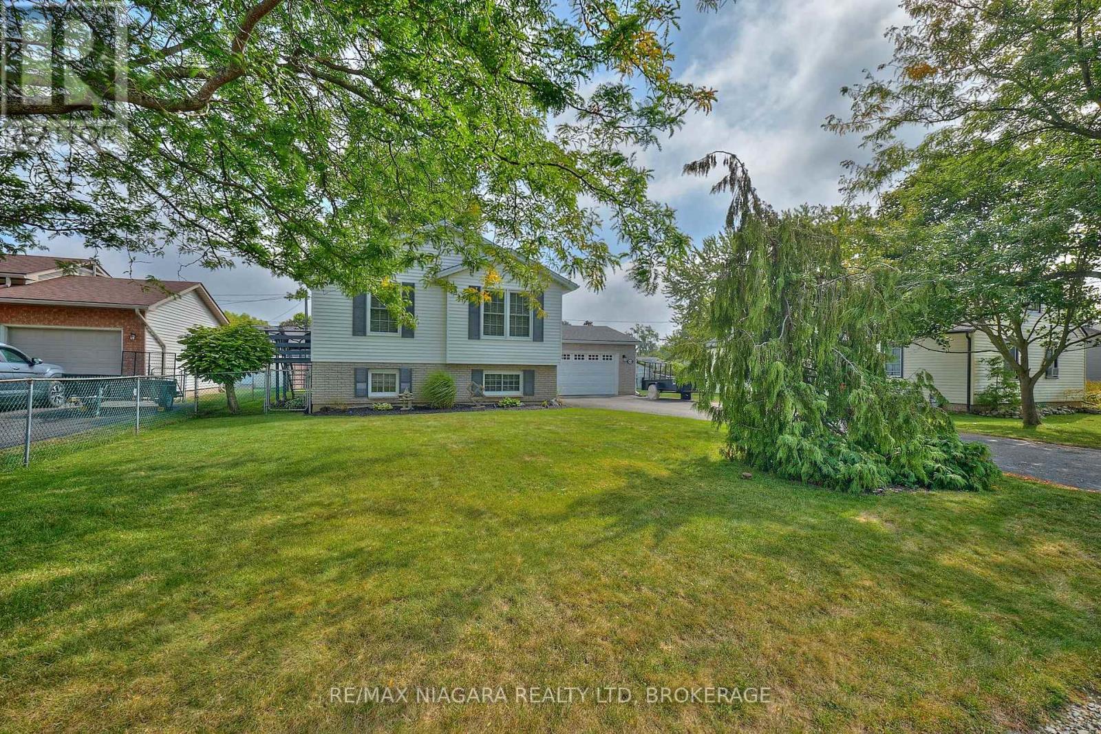 524 Lakeview Road, Fort Erie, Ontario  L2A 4W6 - Photo 2 - X13710864