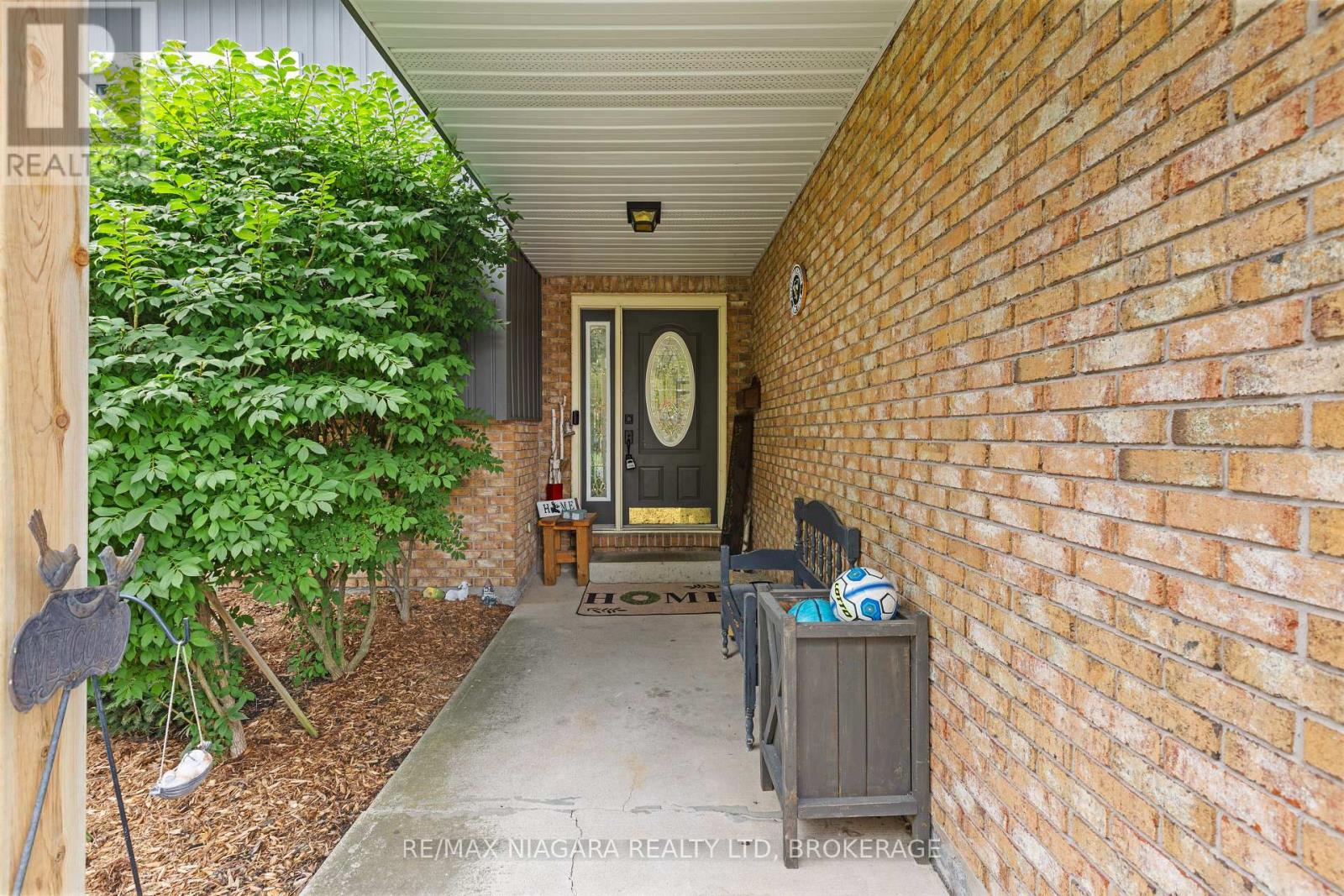 11 Northhaven Road, Welland, Ontario  L3C 1W9 - Photo 4 - X13711254