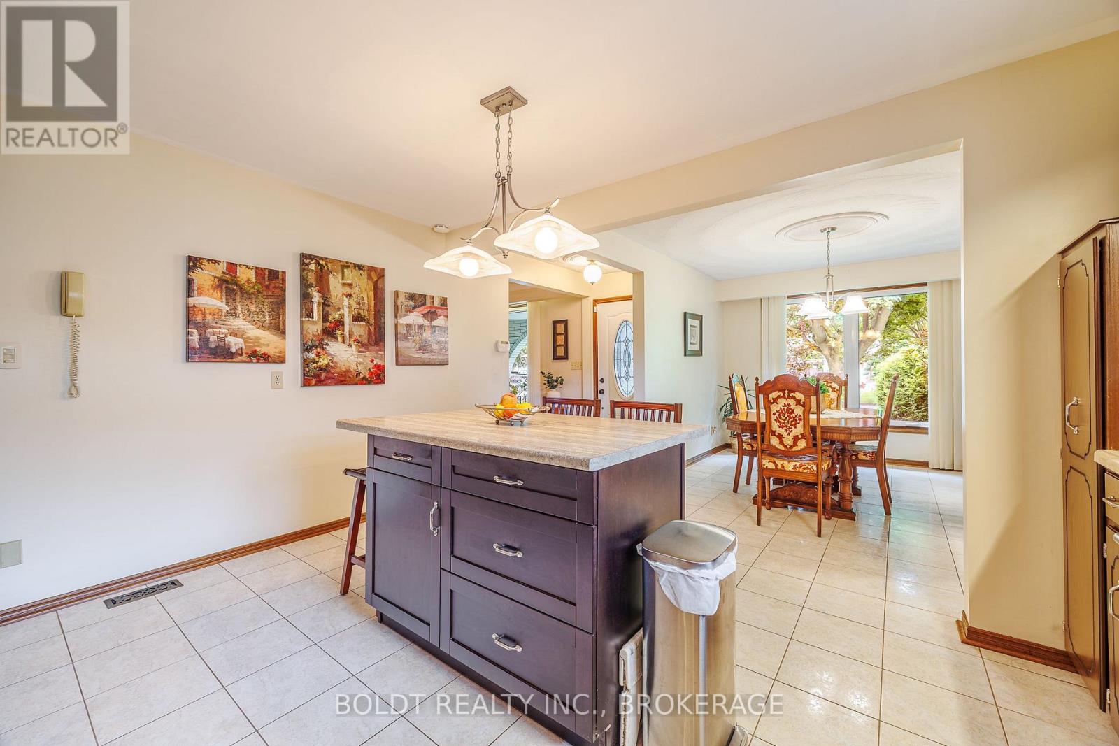 17 Chatham Road, St. Catharines, Ontario  L2M 4N7 - Photo 10 - X13711478
