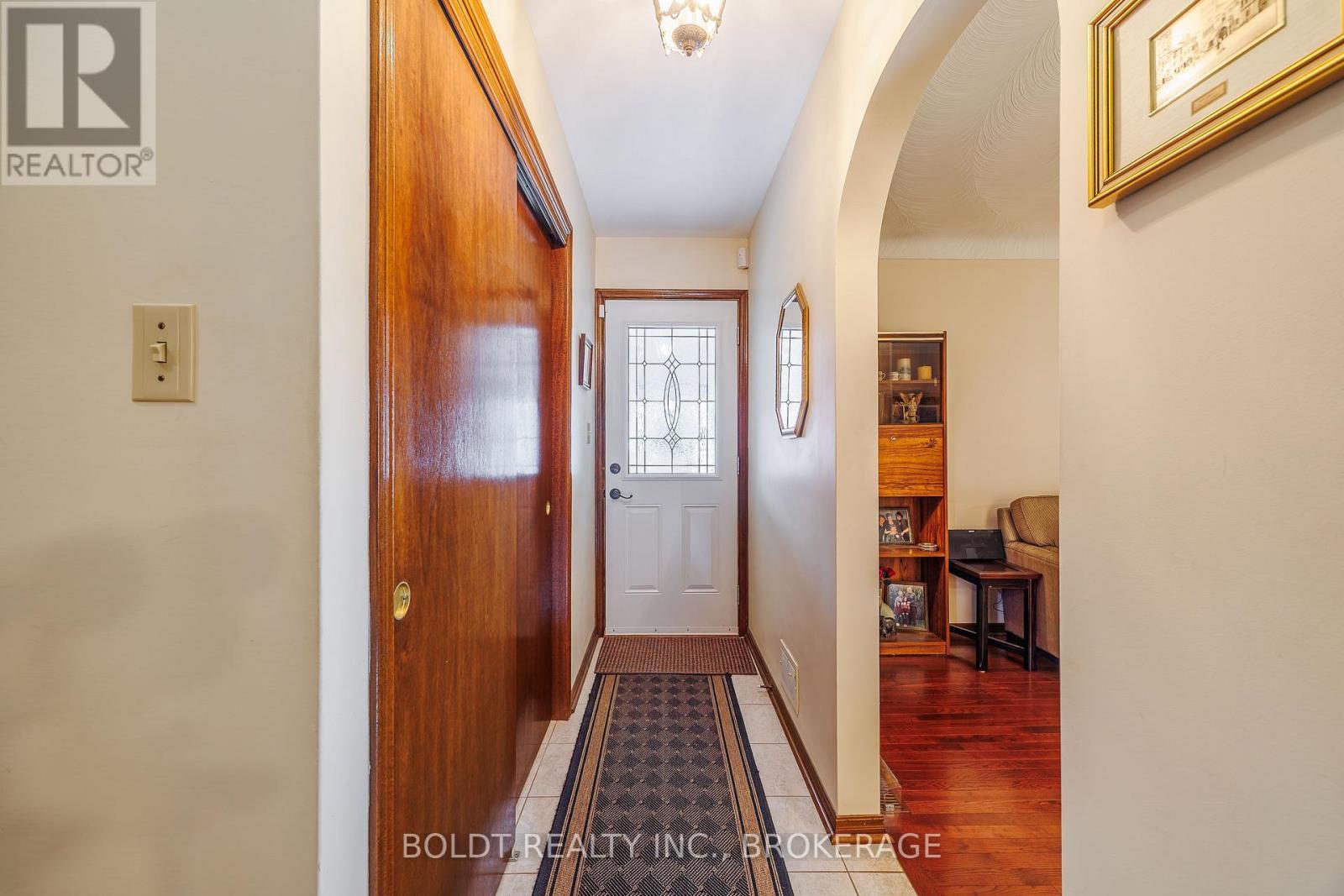 17 Chatham Road, St. Catharines, Ontario  L2M 4N7 - Photo 13 - X13711478