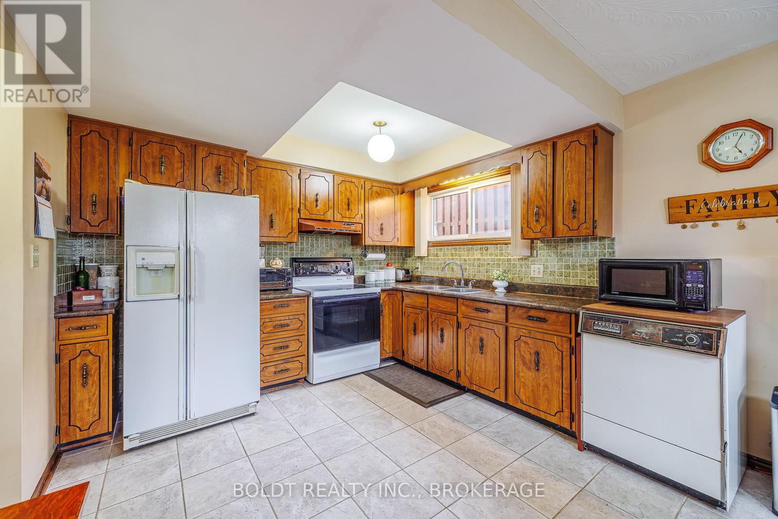 17 Chatham Road, St. Catharines, Ontario  L2M 4N7 - Photo 23 - X13711478