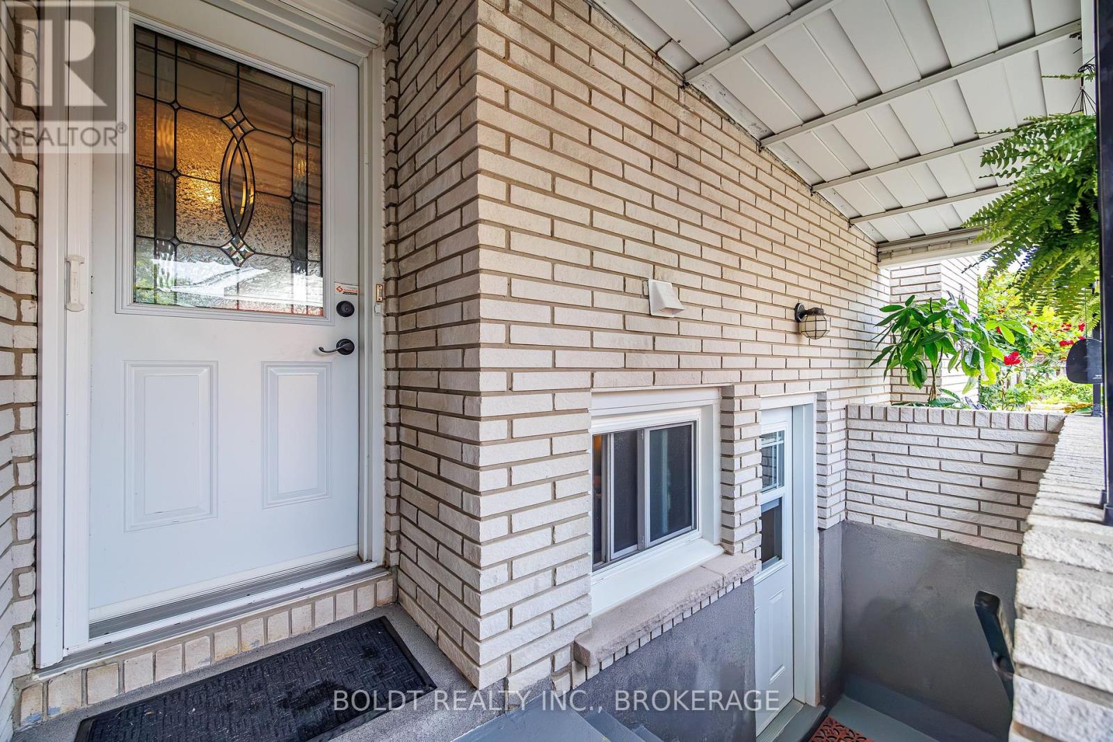 17 Chatham Road, St. Catharines, Ontario  L2M 4N7 - Photo 29 - X13711478