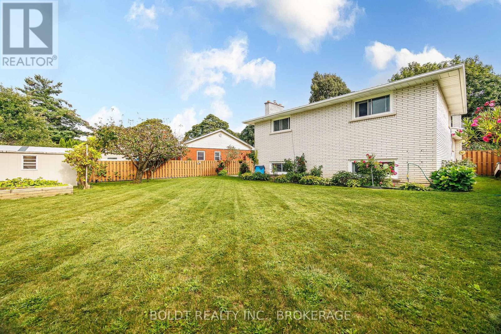 17 Chatham Road, St. Catharines, Ontario  L2M 4N7 - Photo 33 - X13711478