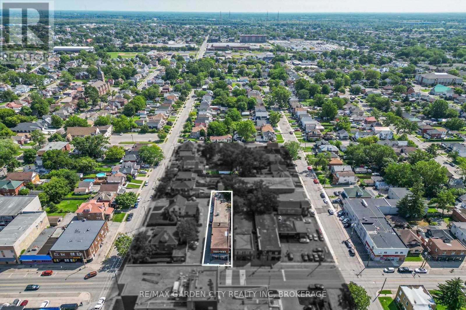 214 King Street, Welland, Ontario  L3B 3J7 - Photo 2 - X13711606