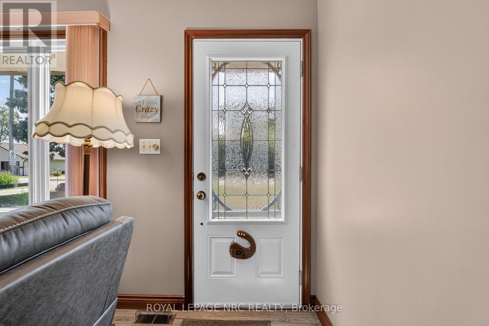 930 Edgemere Road, Fort Erie, Ontario  L2A 1A8 - Photo 3 - X13712232
