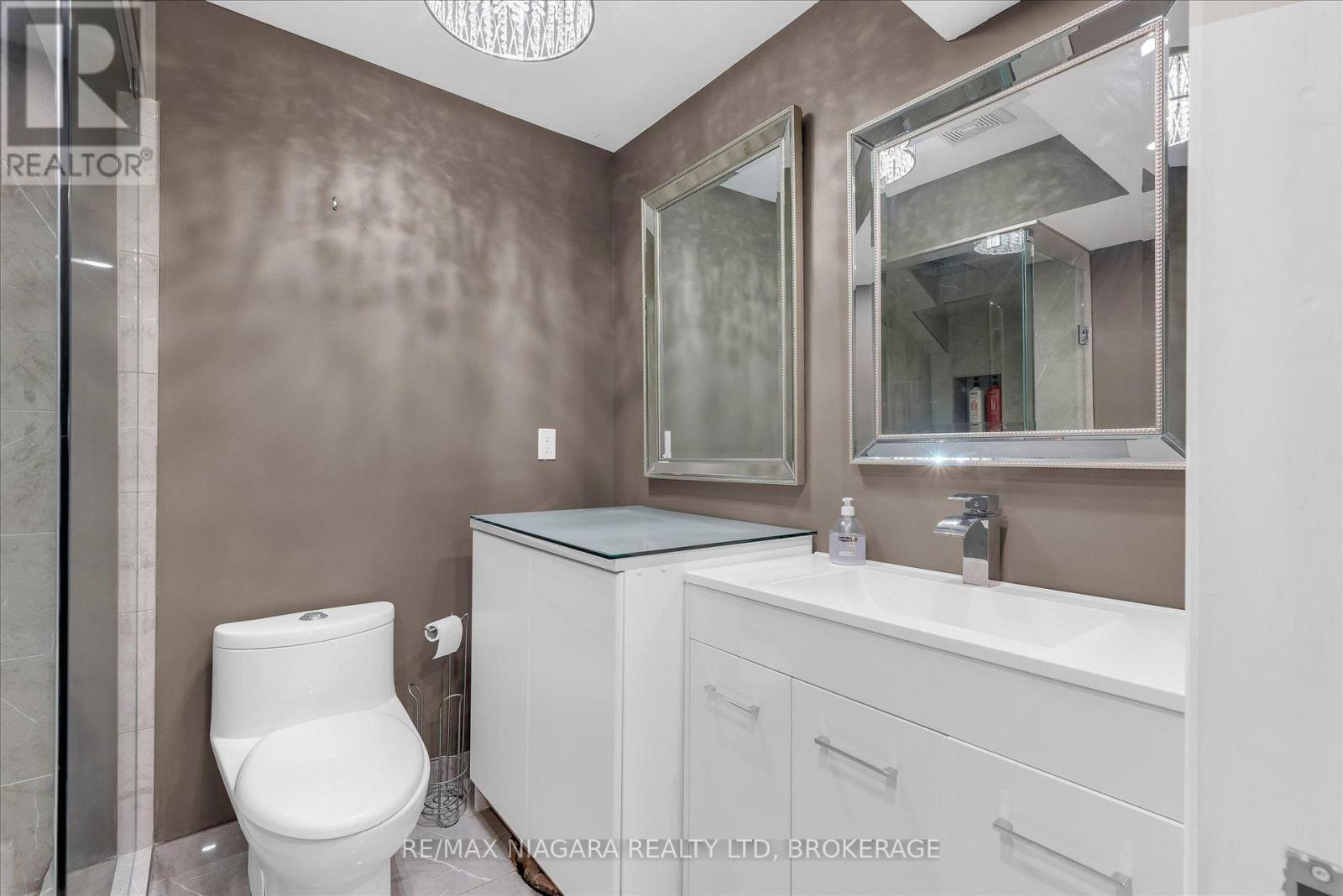 404 Wright Crescent, Niagara-On-The-Lake, Ontario  L0S 1J0 - Photo 17 - X13712270