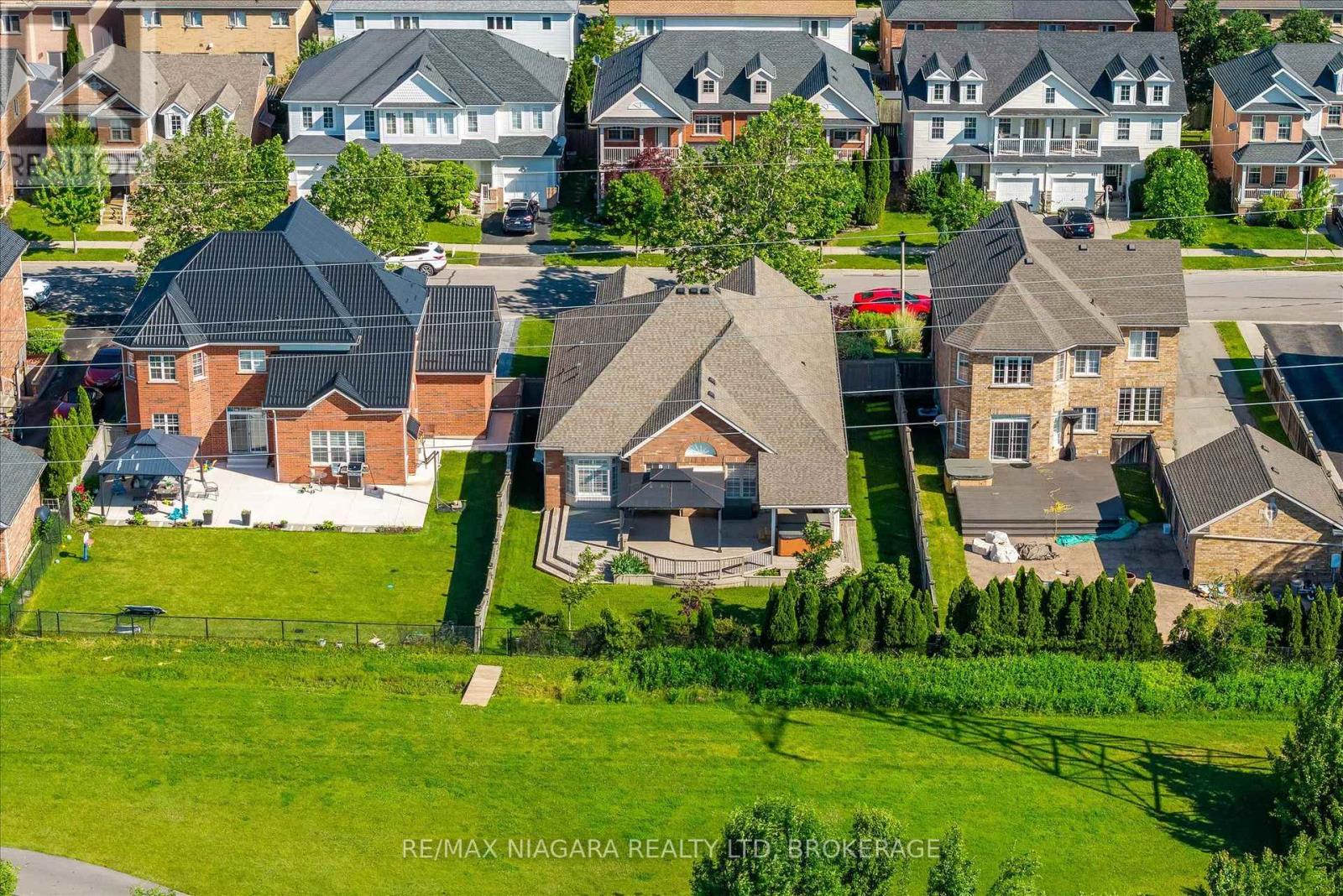 404 Wright Crescent, Niagara-On-The-Lake, Ontario  L0S 1J0 - Photo 29 - X13712270