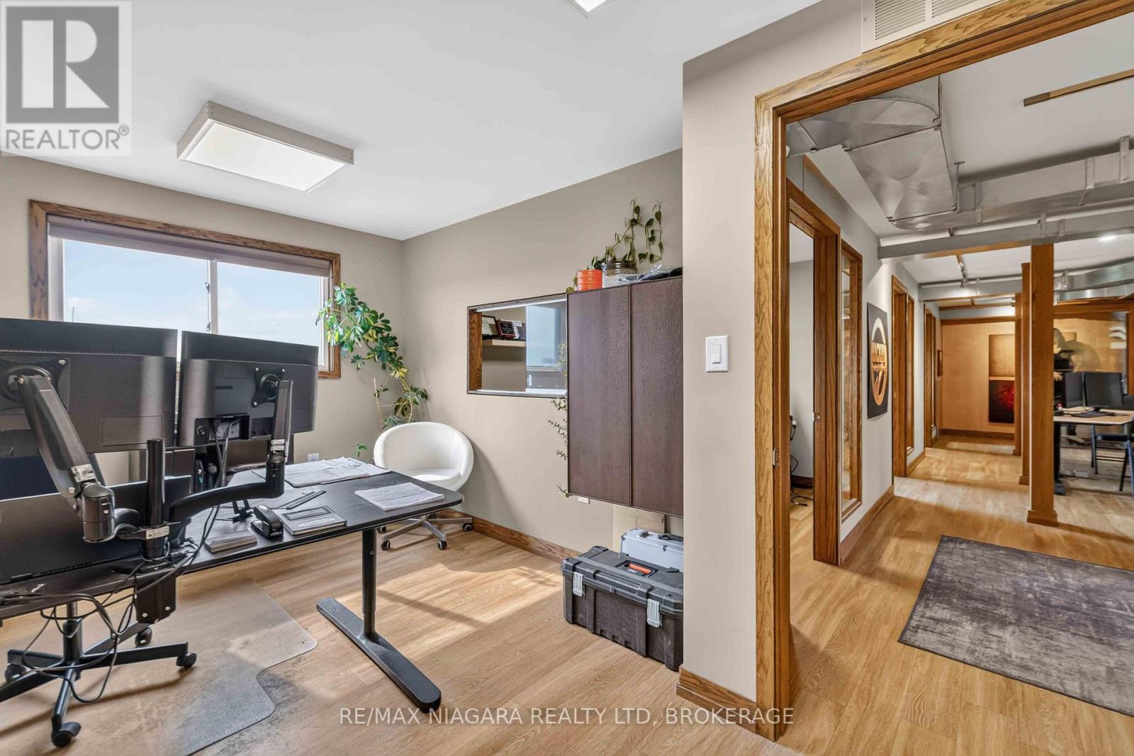 2517 First St Louth Street, St. Catharines, Ontario  L2R 6P7 - Photo 12 - X13713136