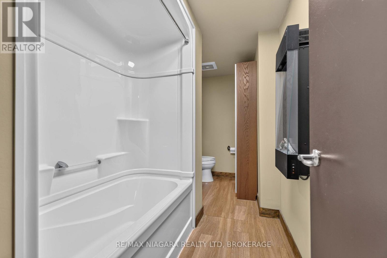 2517 First St Louth Street, St. Catharines, Ontario  L2R 6P7 - Photo 24 - X13713136