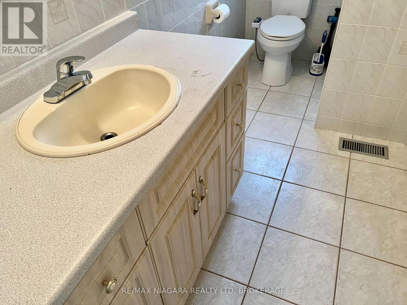 6171 Charnwood Avenue, Niagara Falls, Ontario  L2H 2L5 - Photo 23 - X13713162