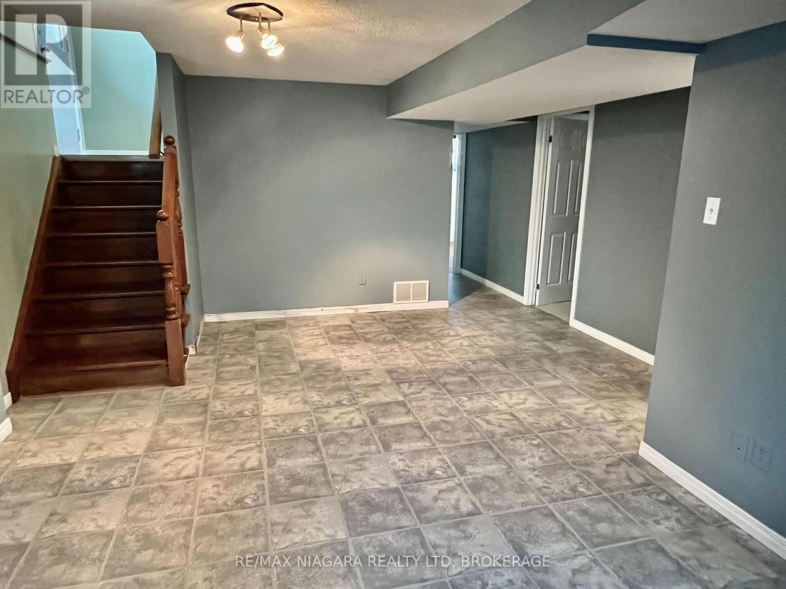 6171 Charnwood Avenue, Niagara Falls, Ontario  L2H 2L5 - Photo 29 - X13713162